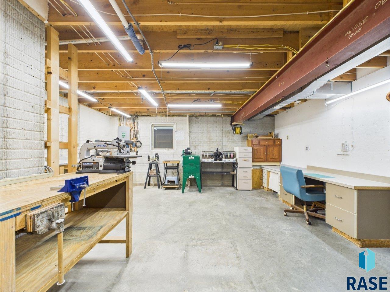property viewer photo 49