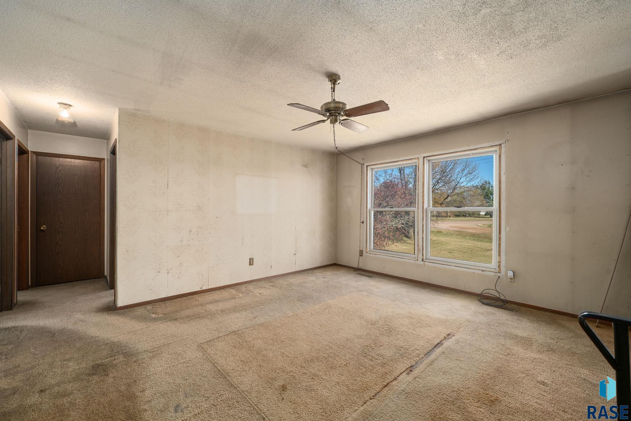 property viewer photo 23
