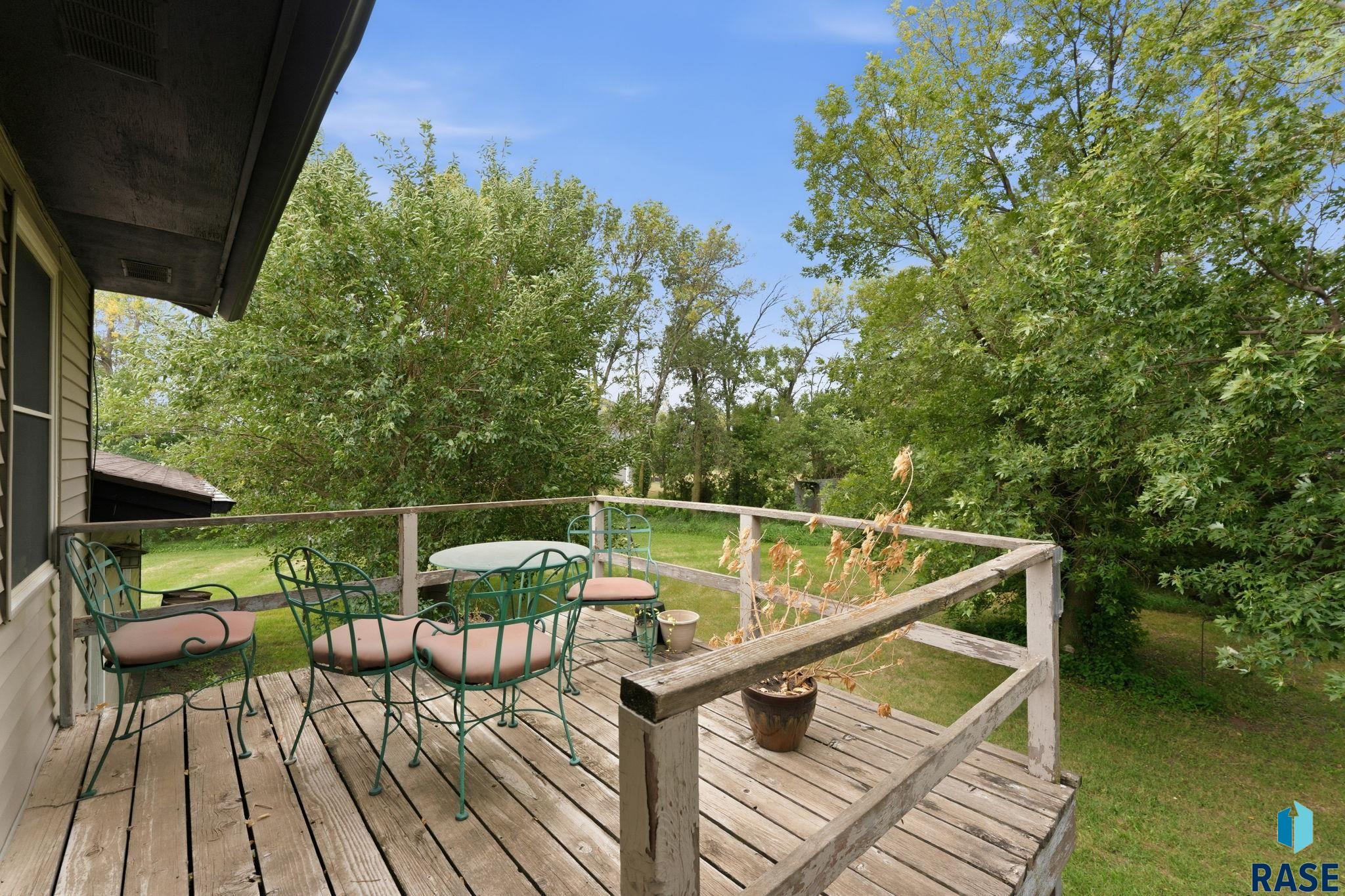 property viewer photo 3