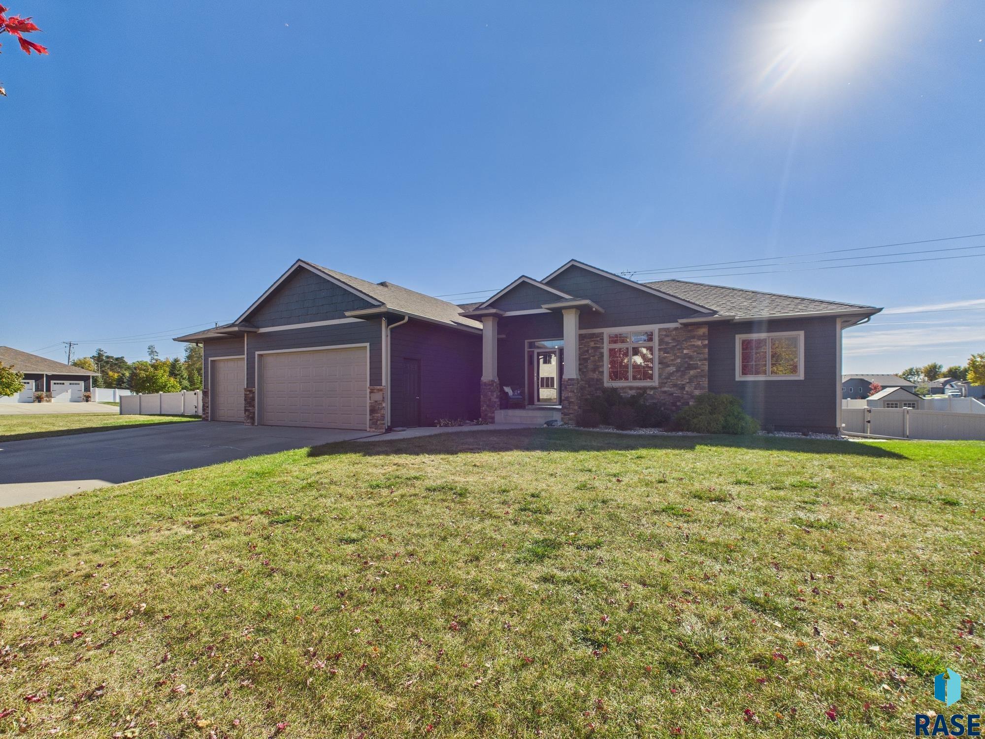 property viewer photo 1