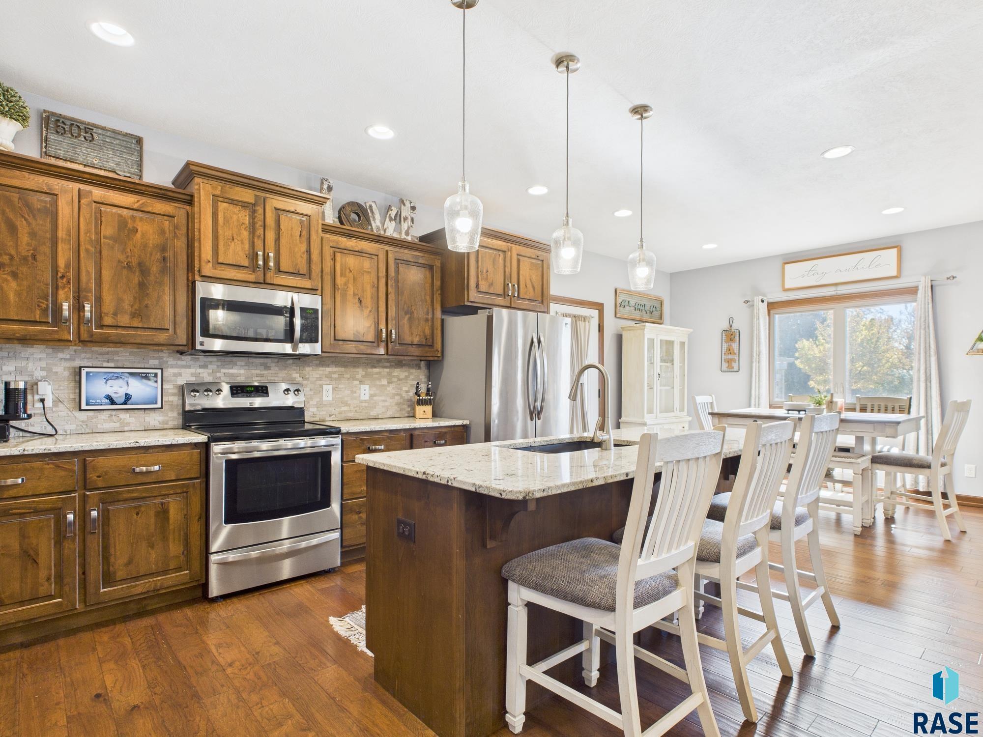 property viewer photo 12
