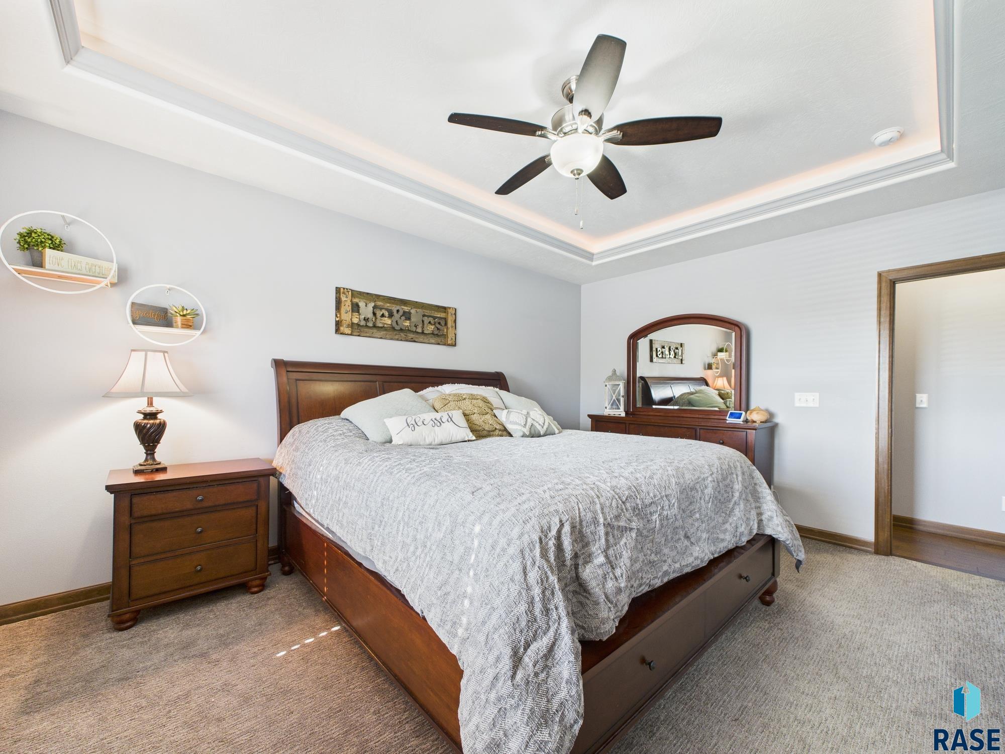 property viewer photo 18