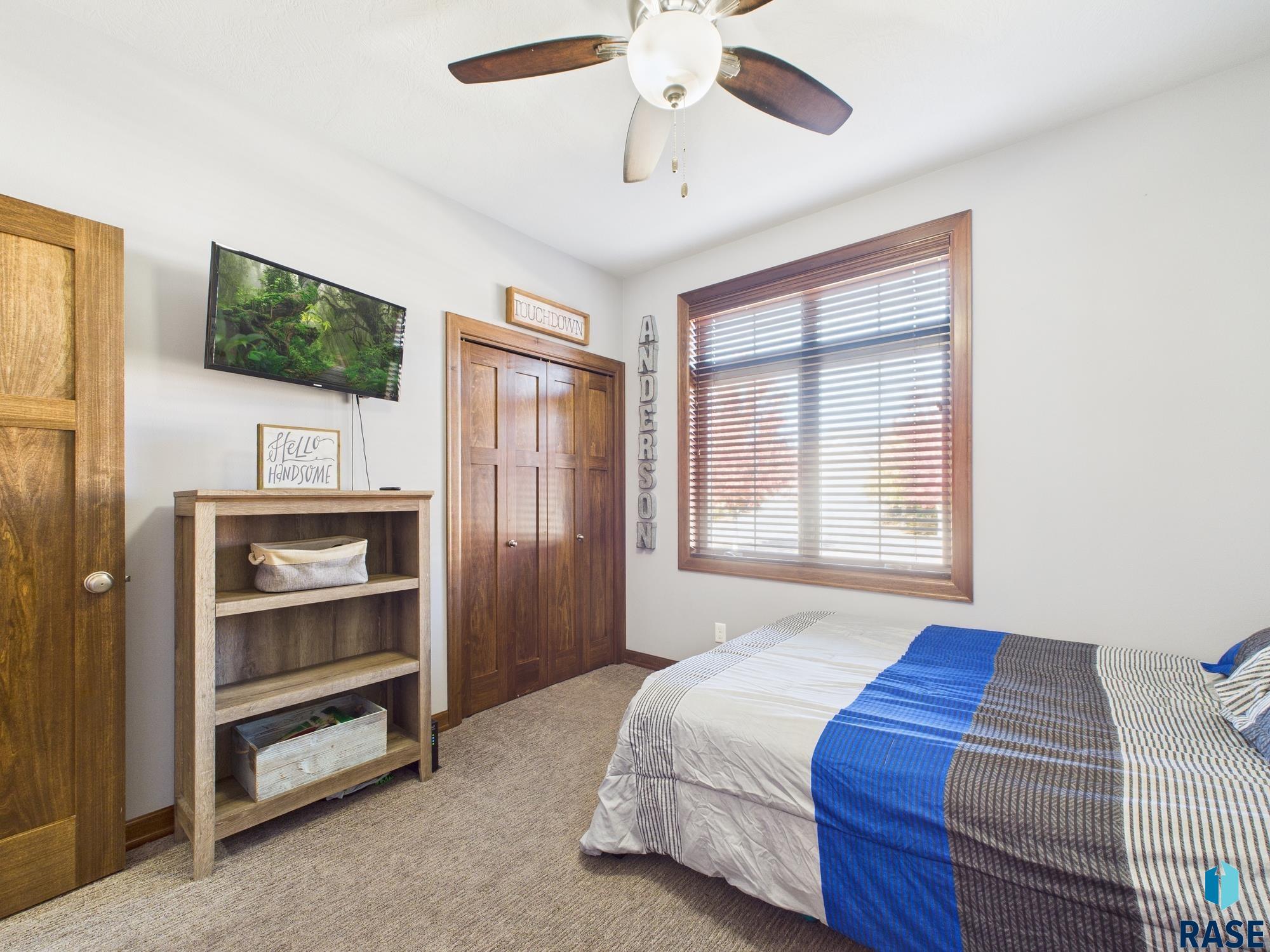 property viewer photo 22