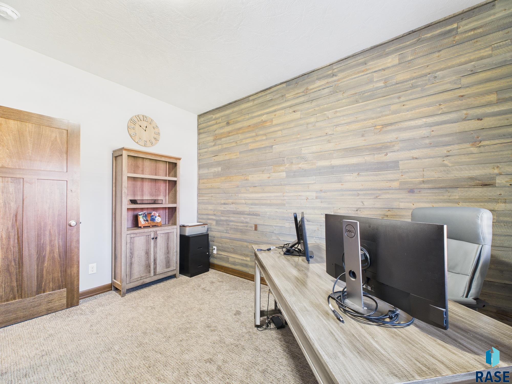 property viewer photo 25
