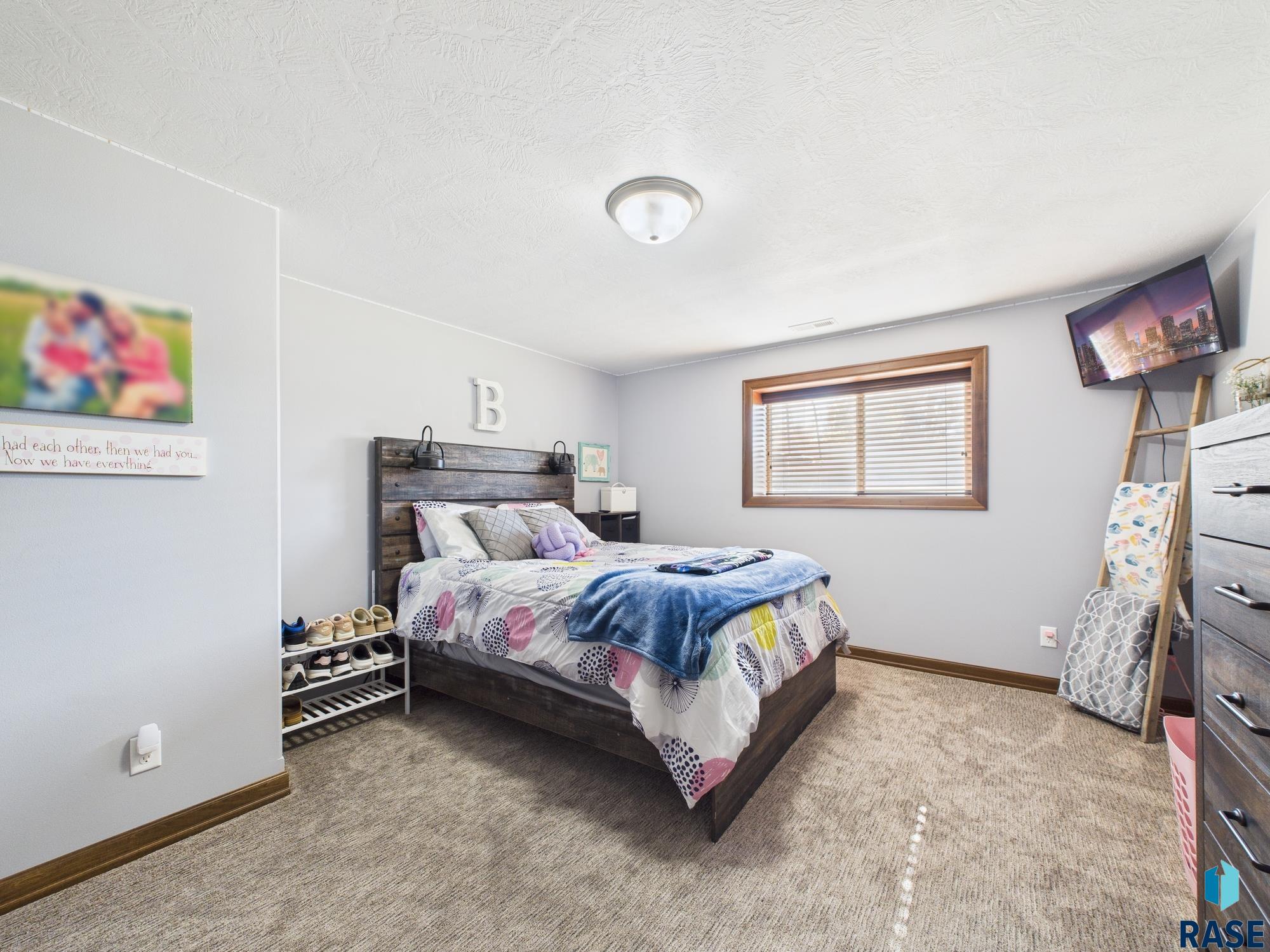 property viewer photo 39