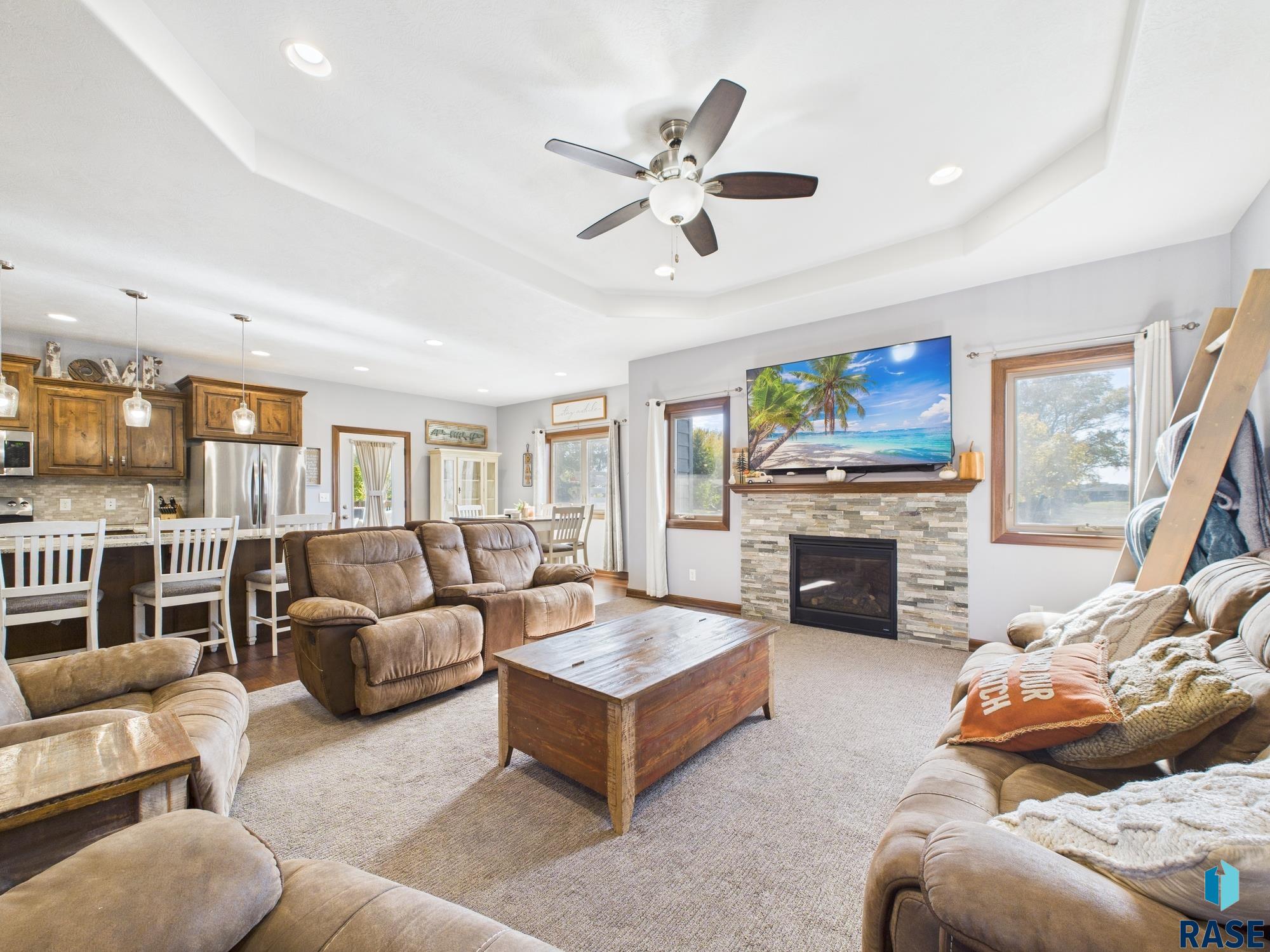 property viewer photo 4