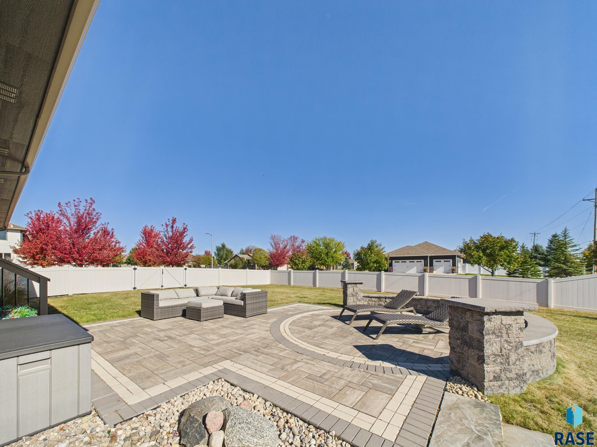 property viewer photo 41