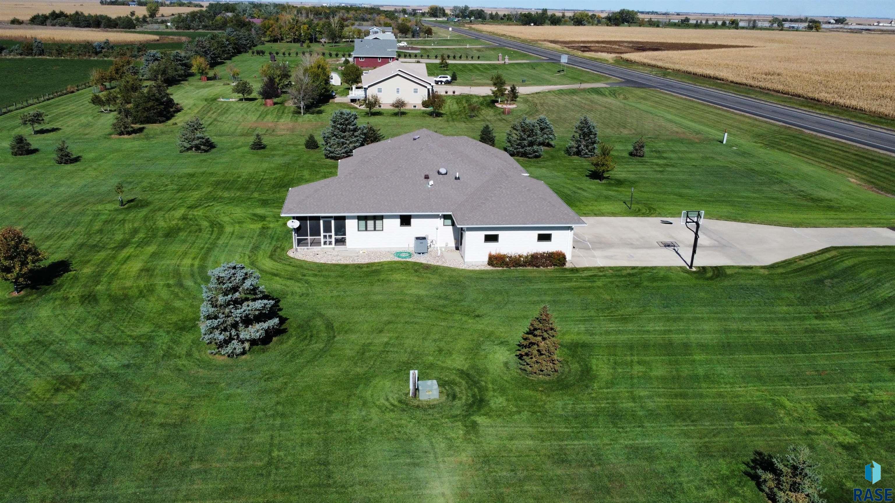 main property photo 93