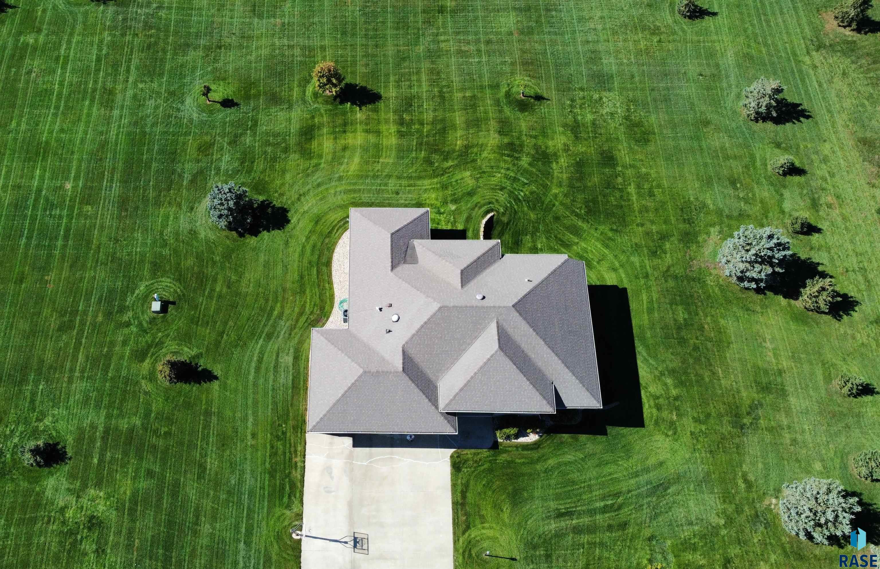 main property photo 96