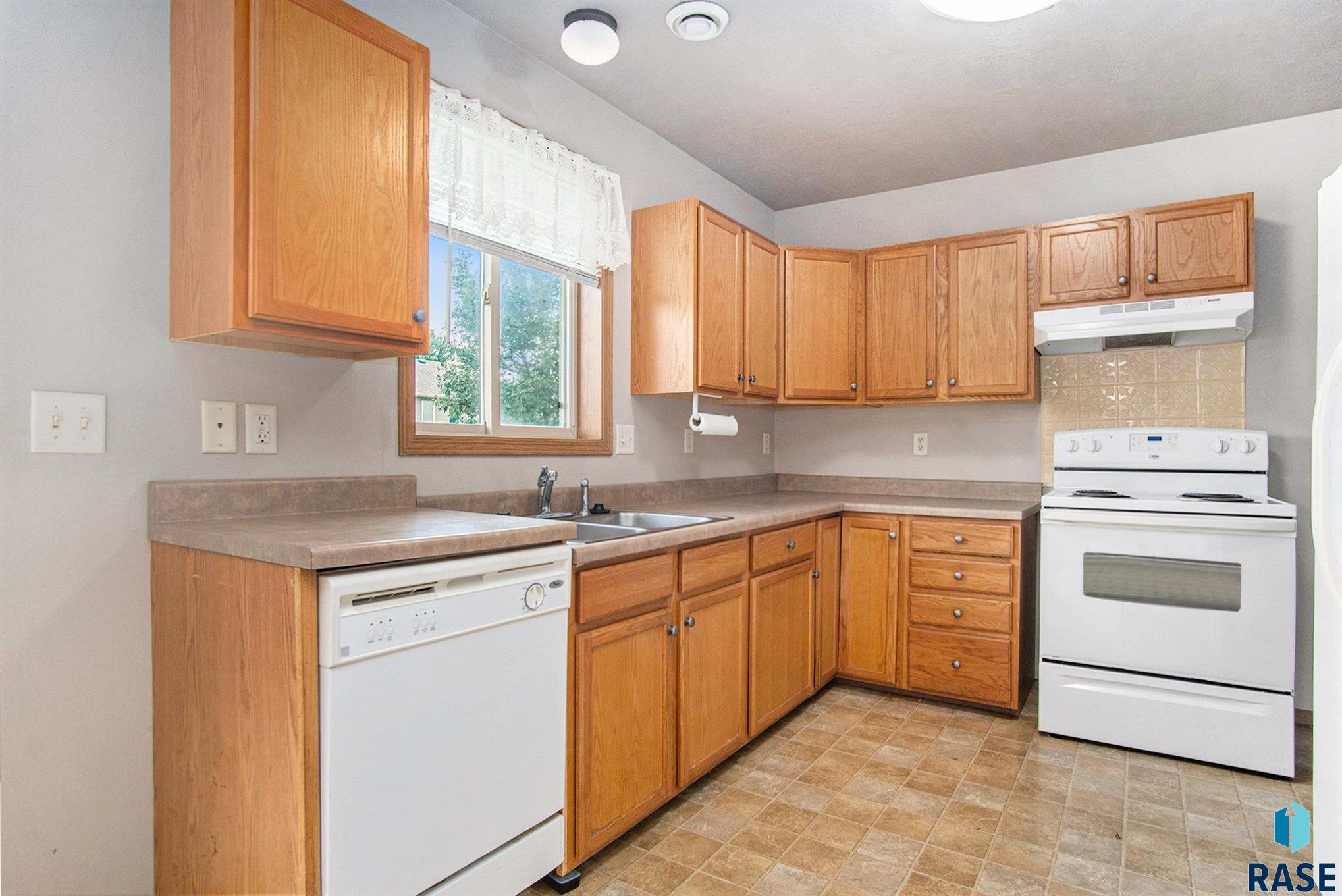 property viewer photo 10