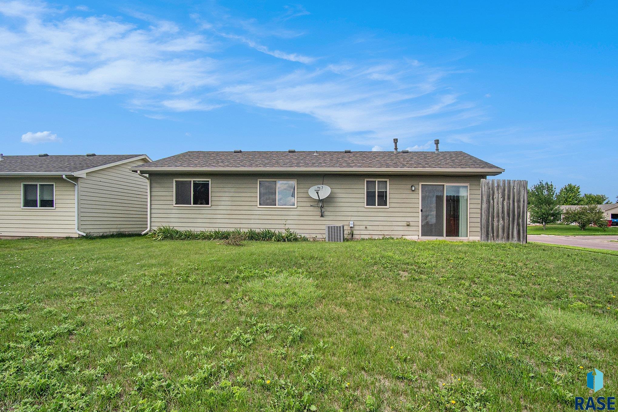 property viewer photo 20