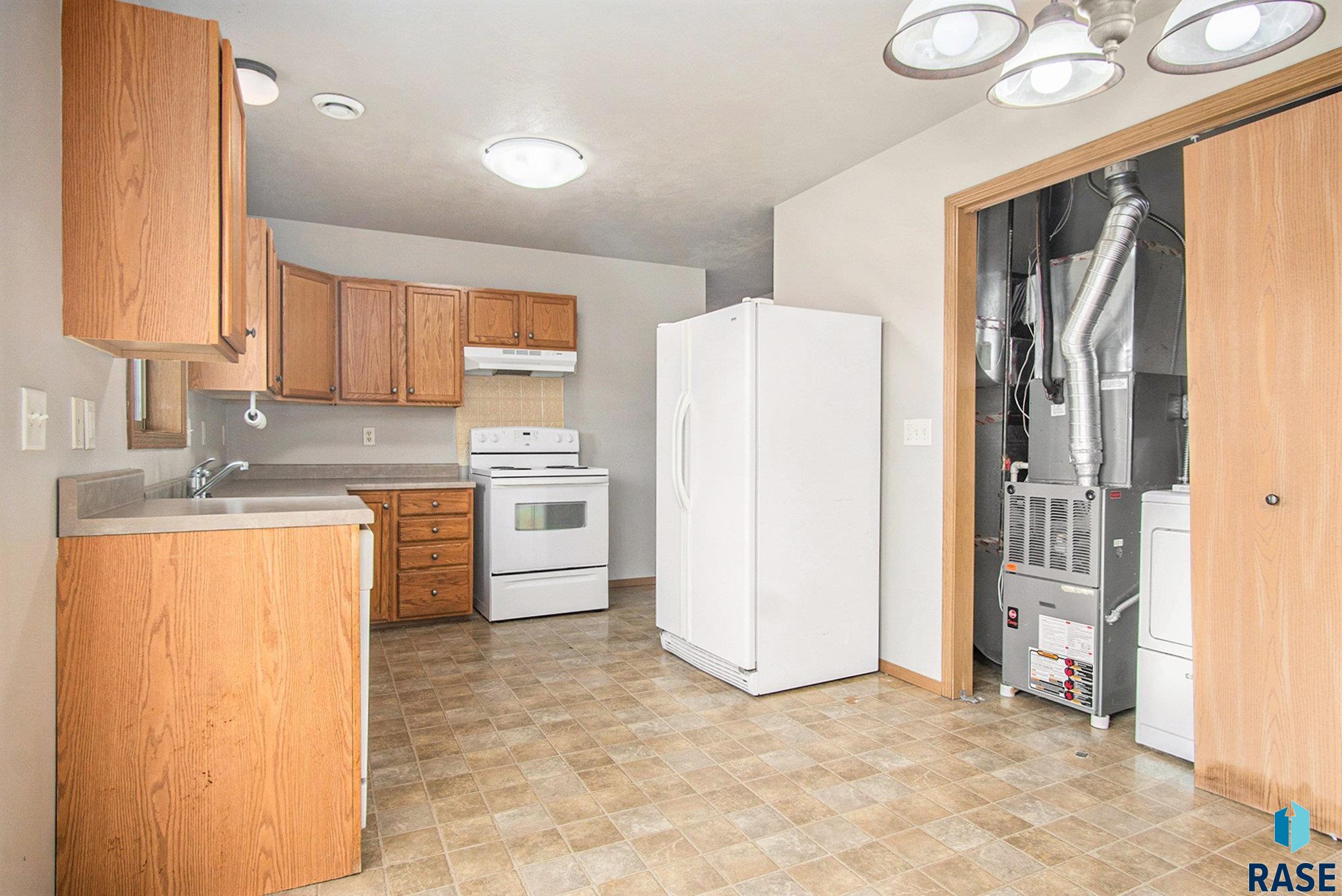 property viewer photo 8