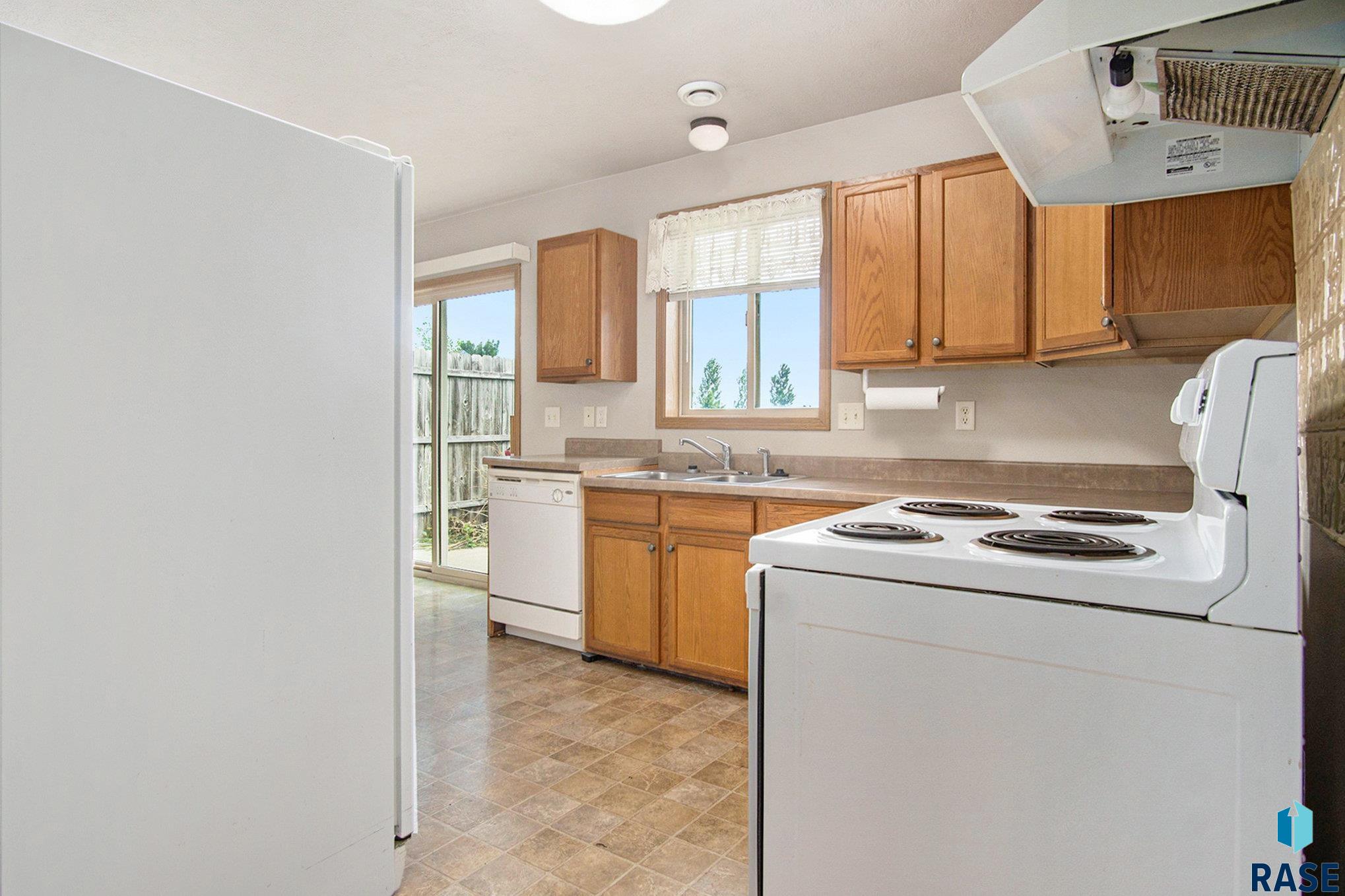 property viewer photo 9