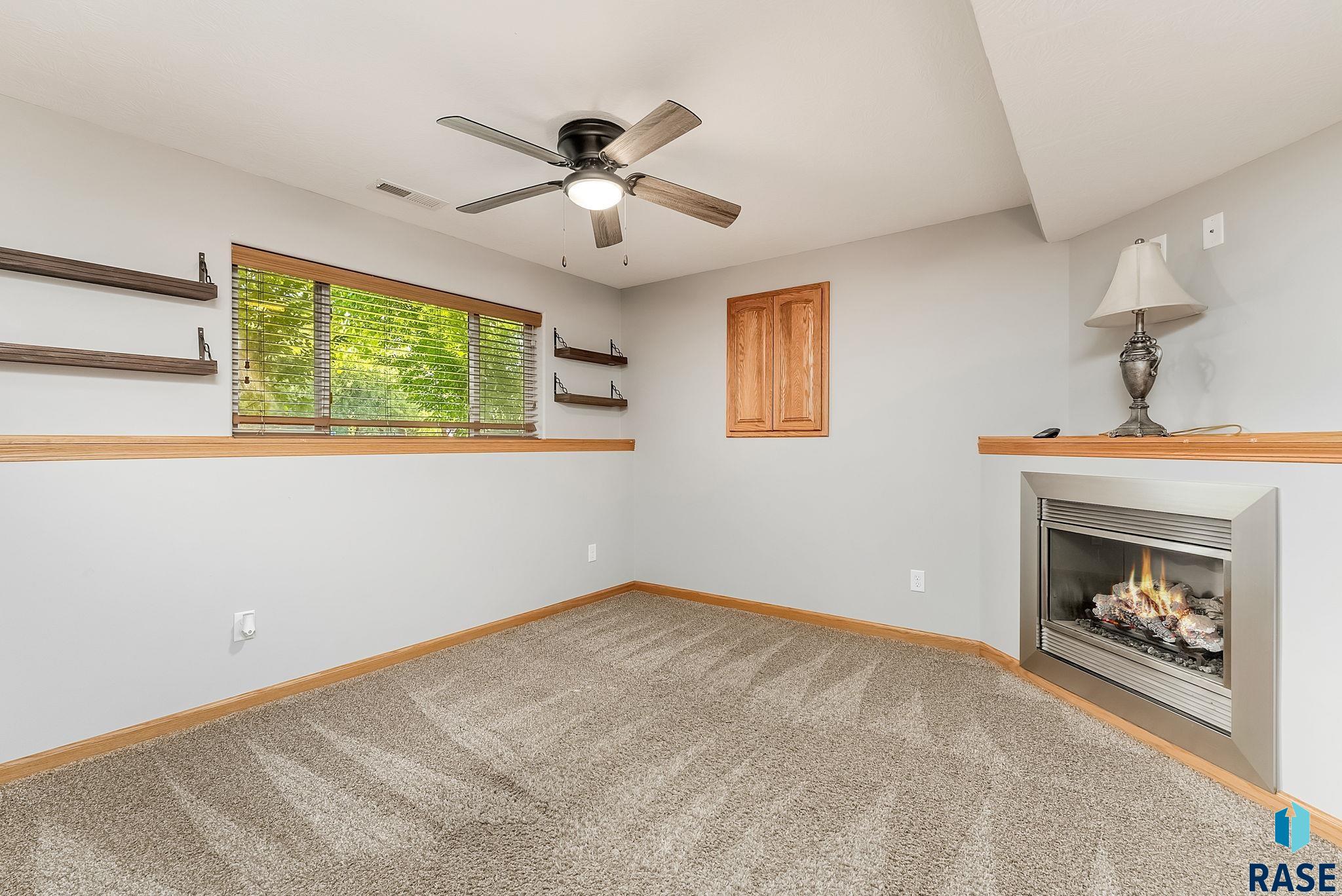 property viewer photo 11