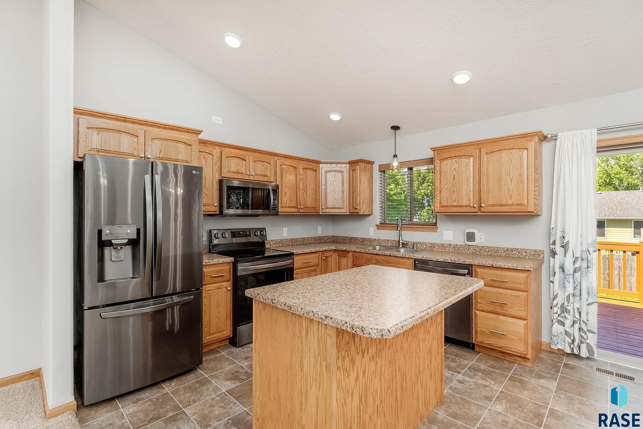 property viewer photo 2