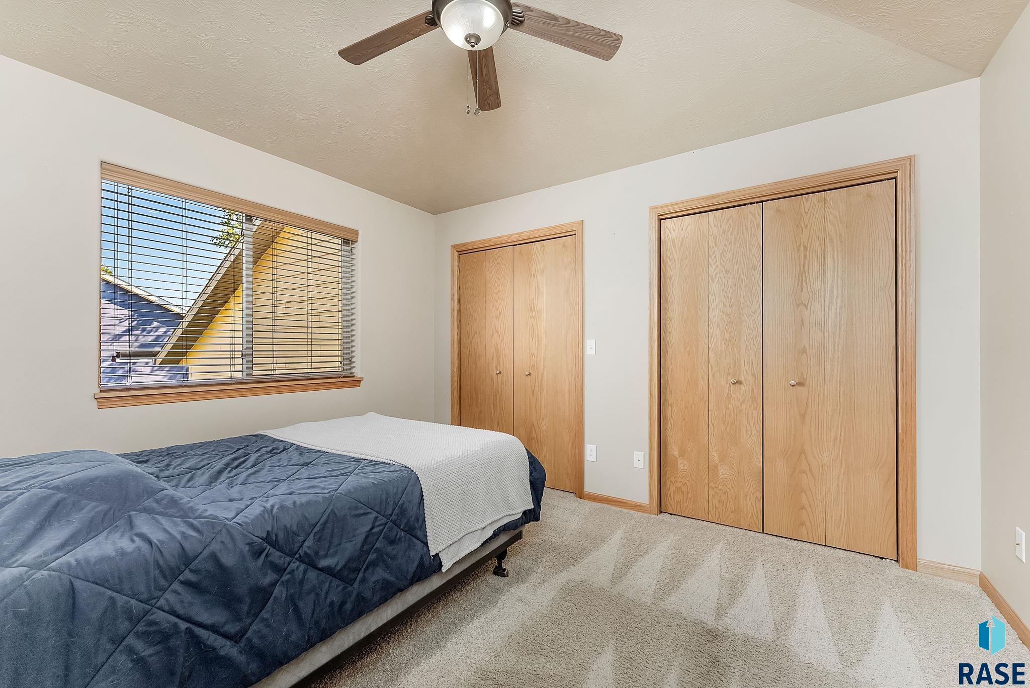 property viewer photo 9