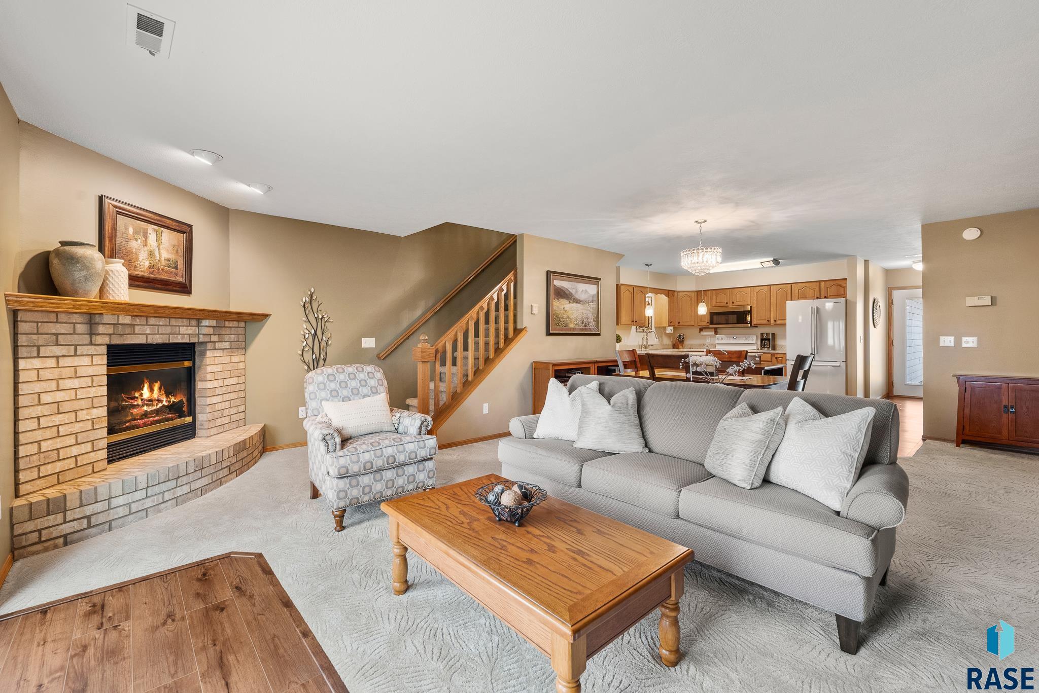 property viewer photo 10