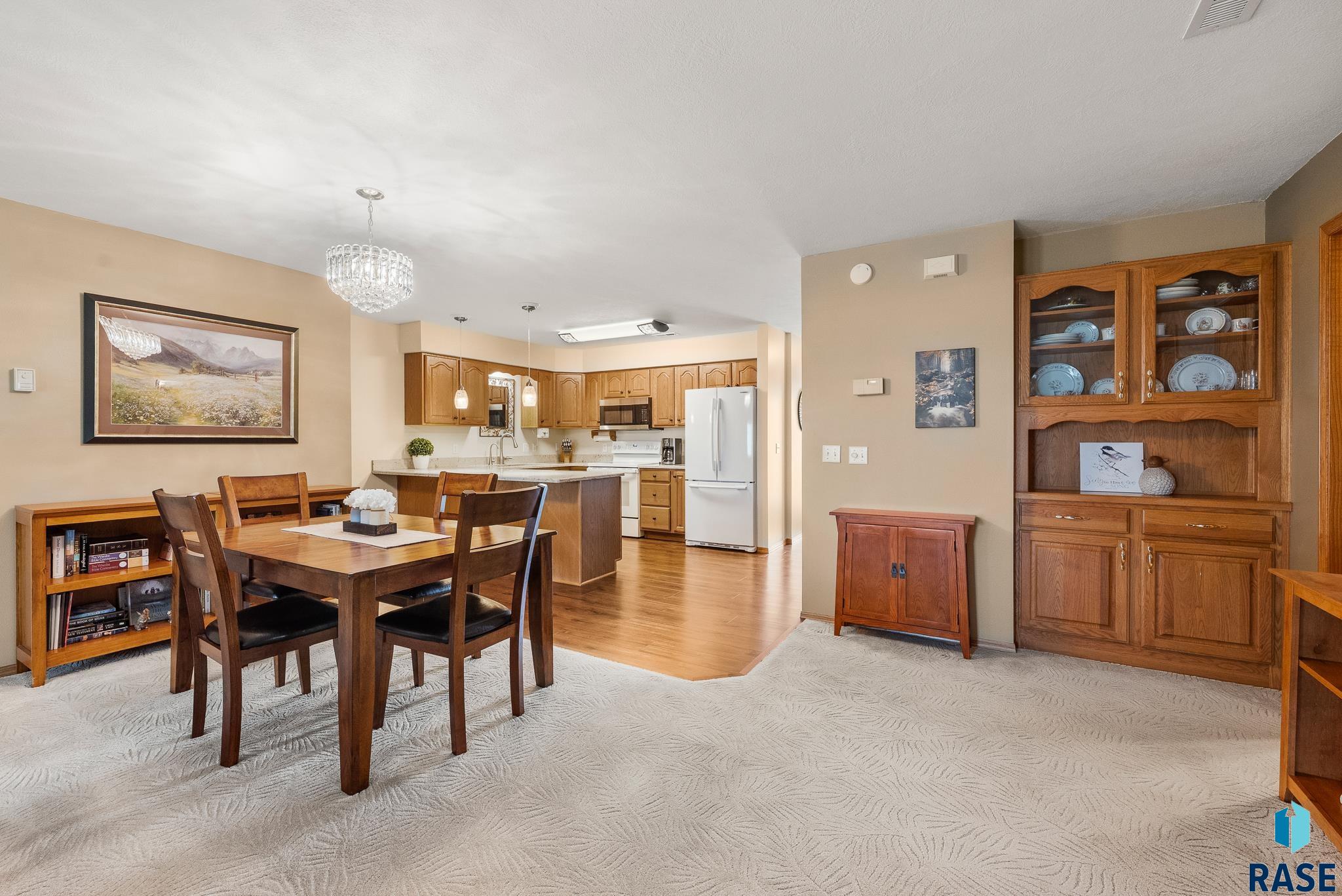 property viewer photo 12