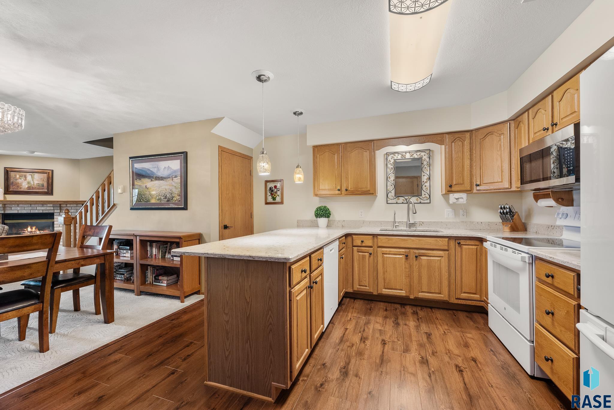 property viewer photo 17
