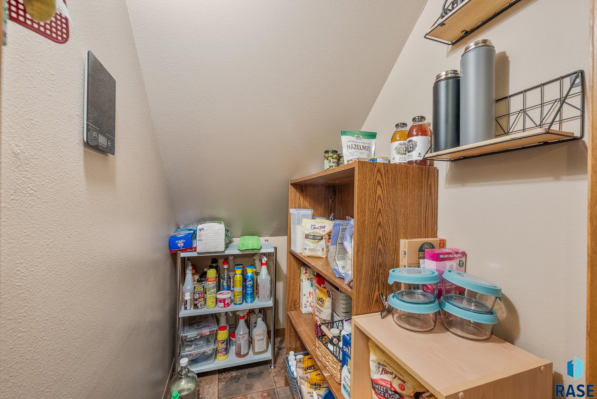property viewer photo 19