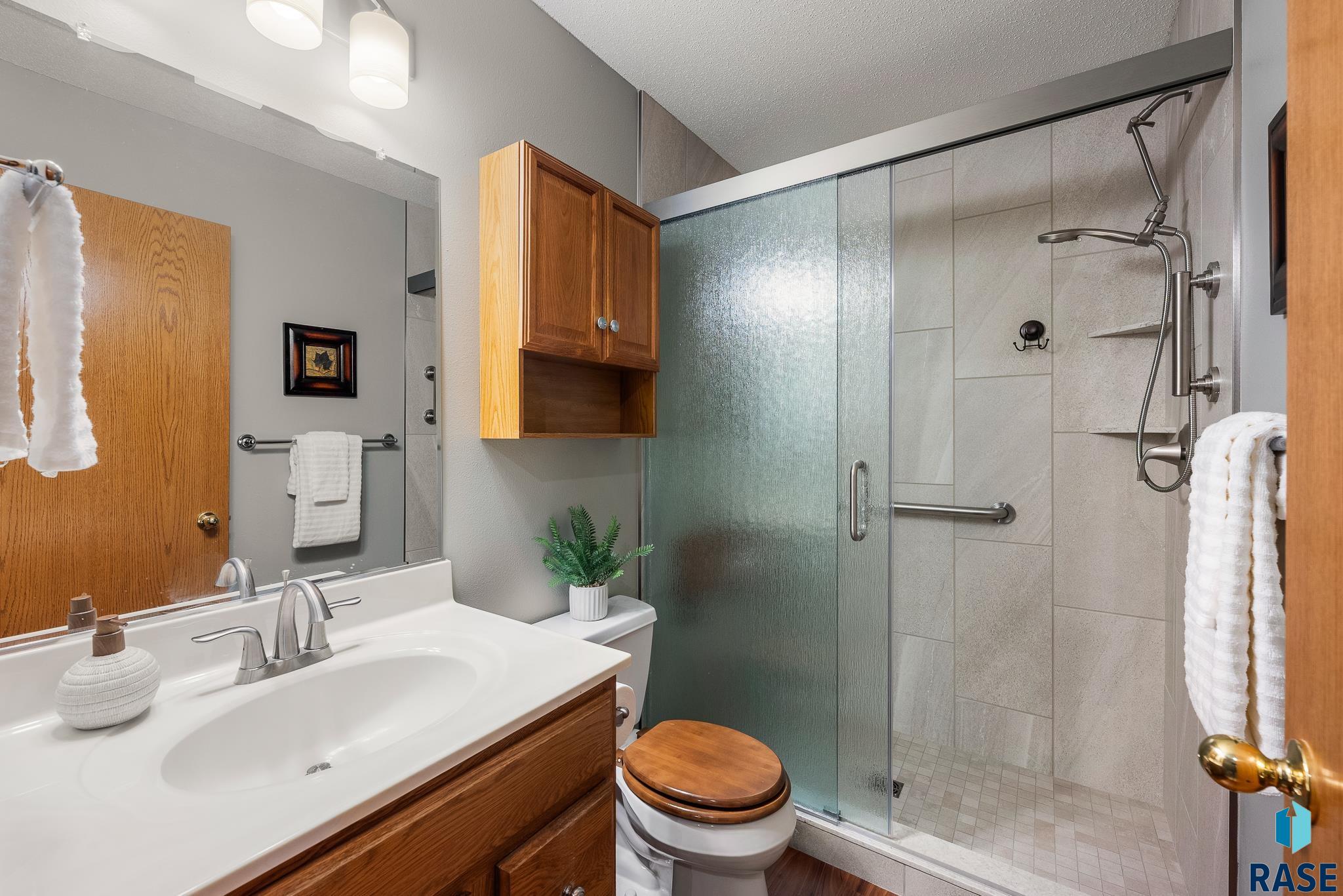 property viewer photo 24