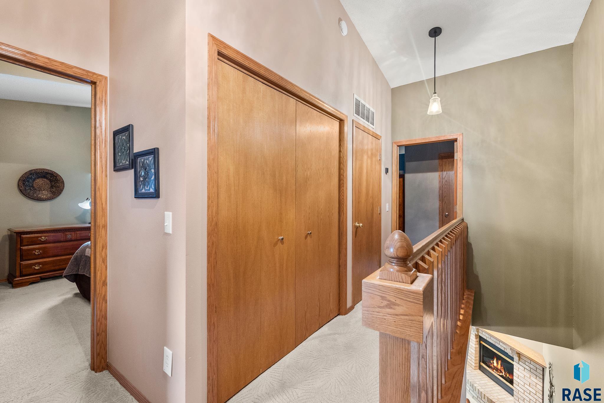 property viewer photo 25