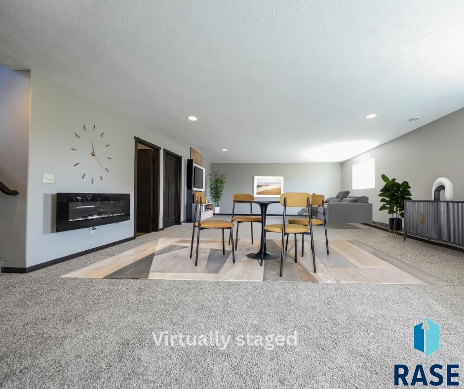 property viewer photo 4