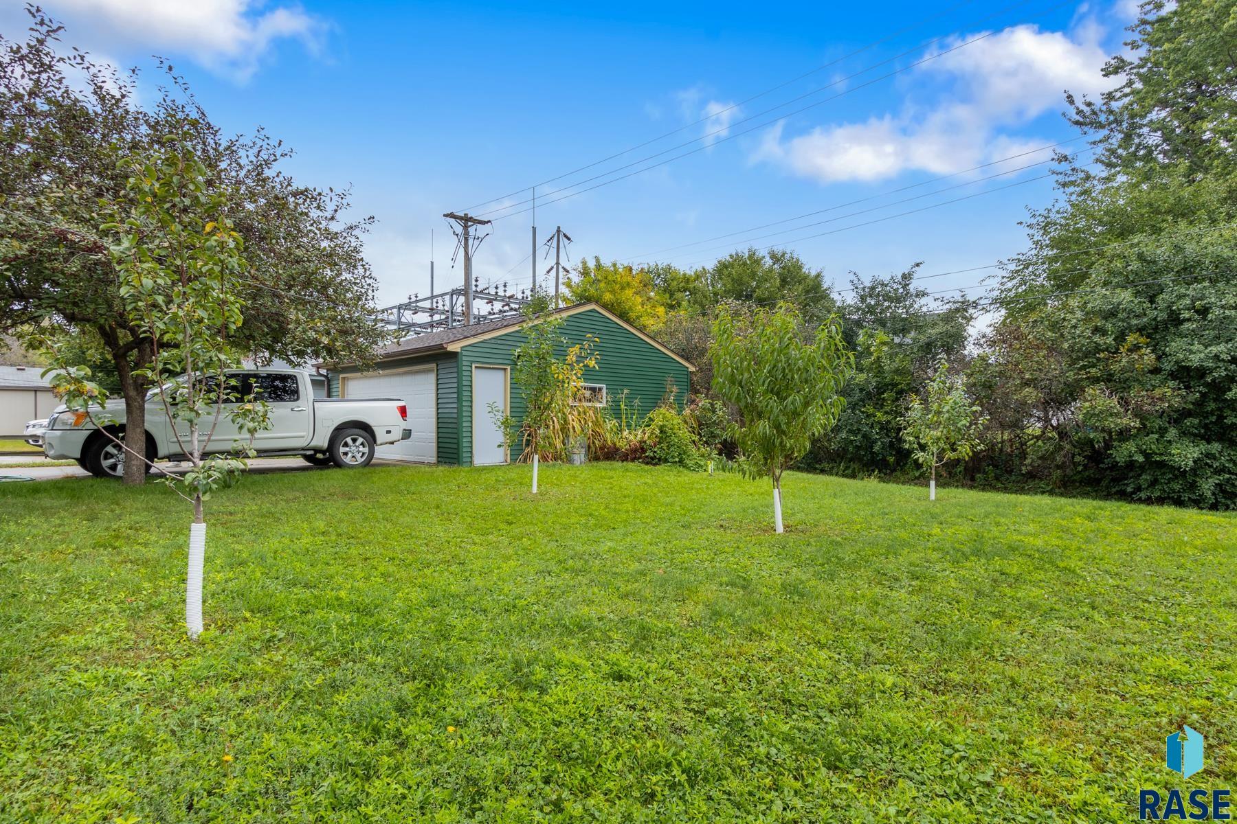property viewer photo 19