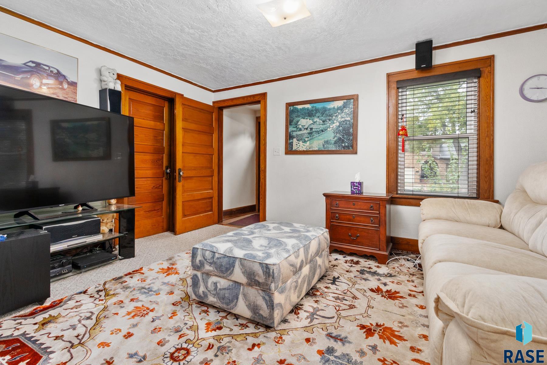 property viewer photo 8