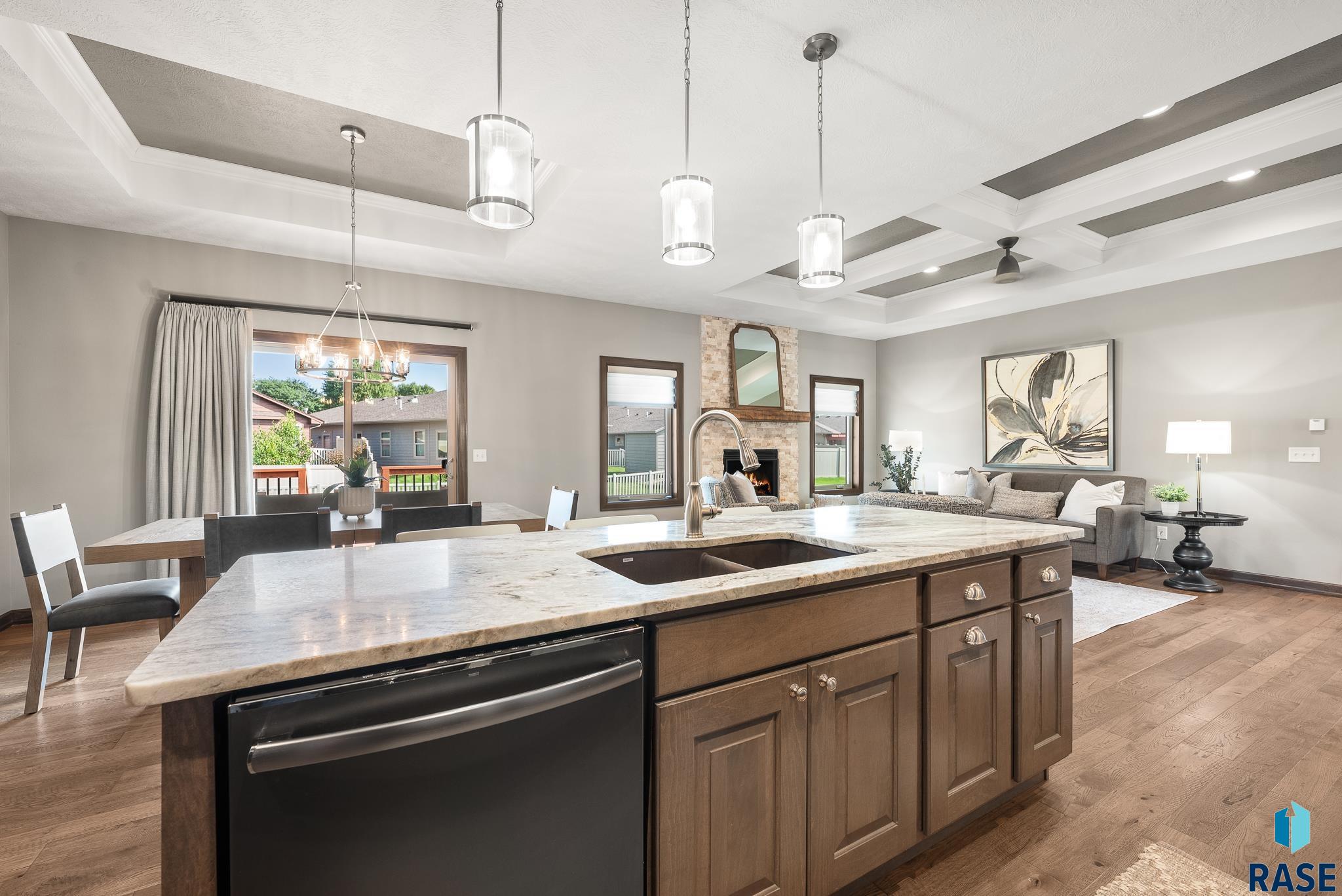 property viewer photo 12