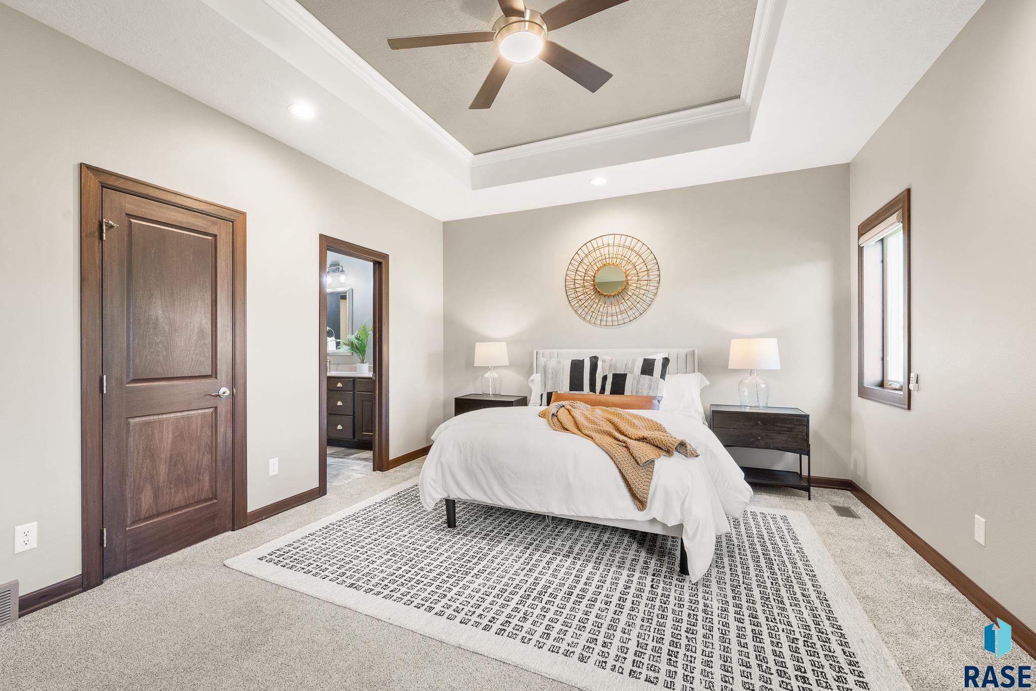 property viewer photo 20