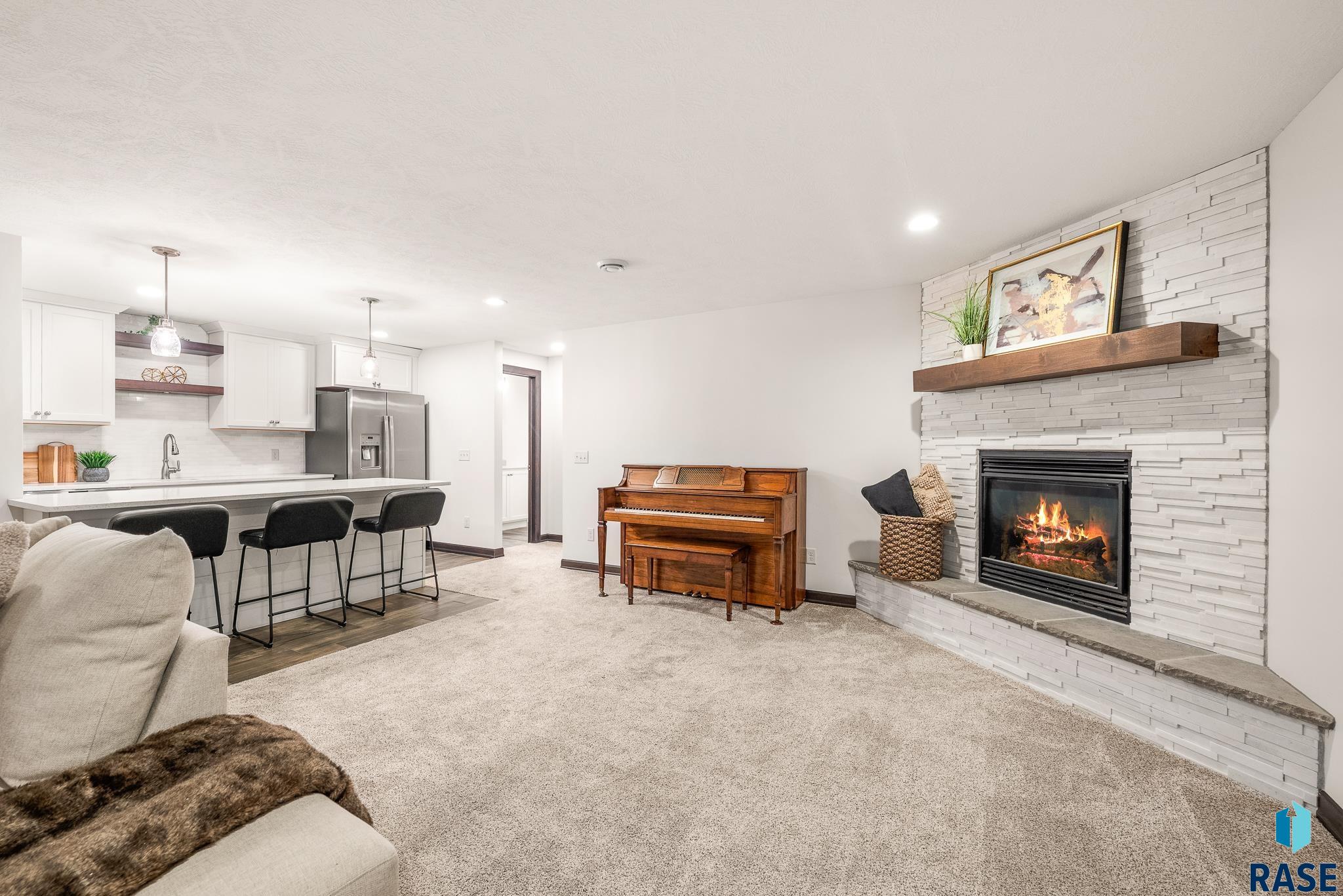 property viewer photo 23