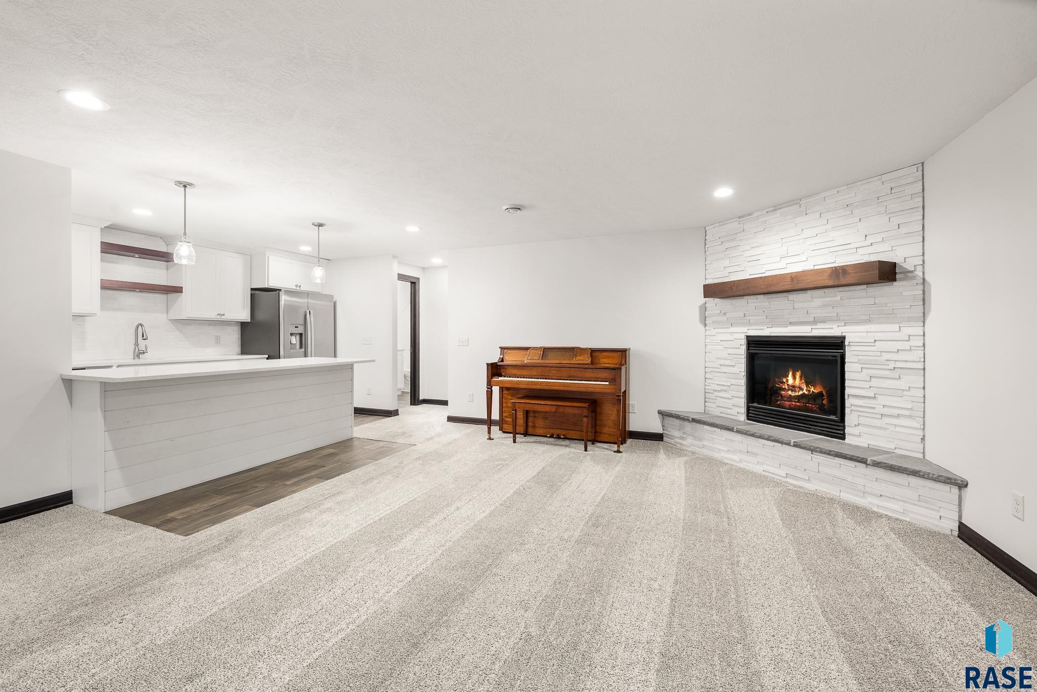 property viewer photo 28
