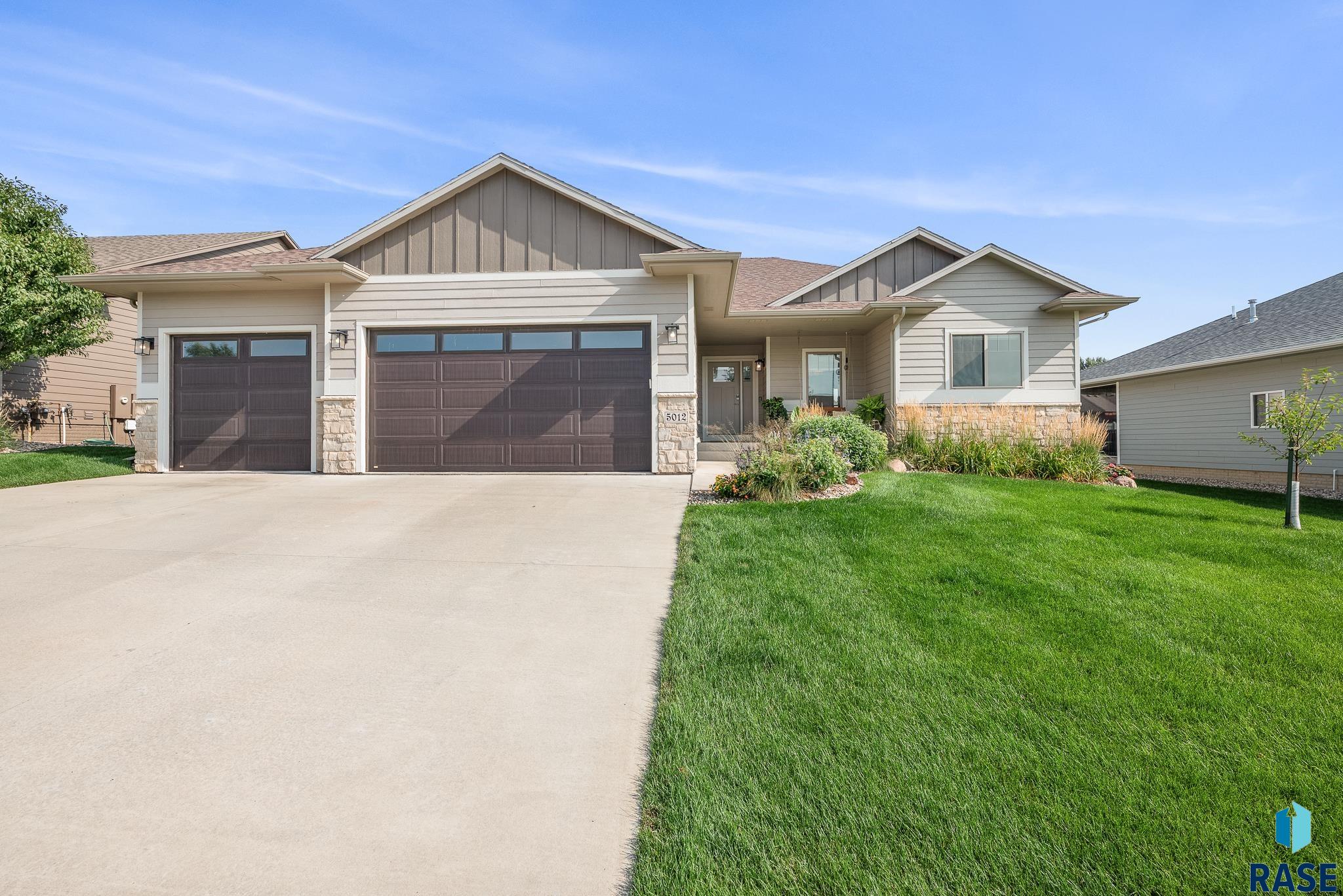 property viewer photo 32