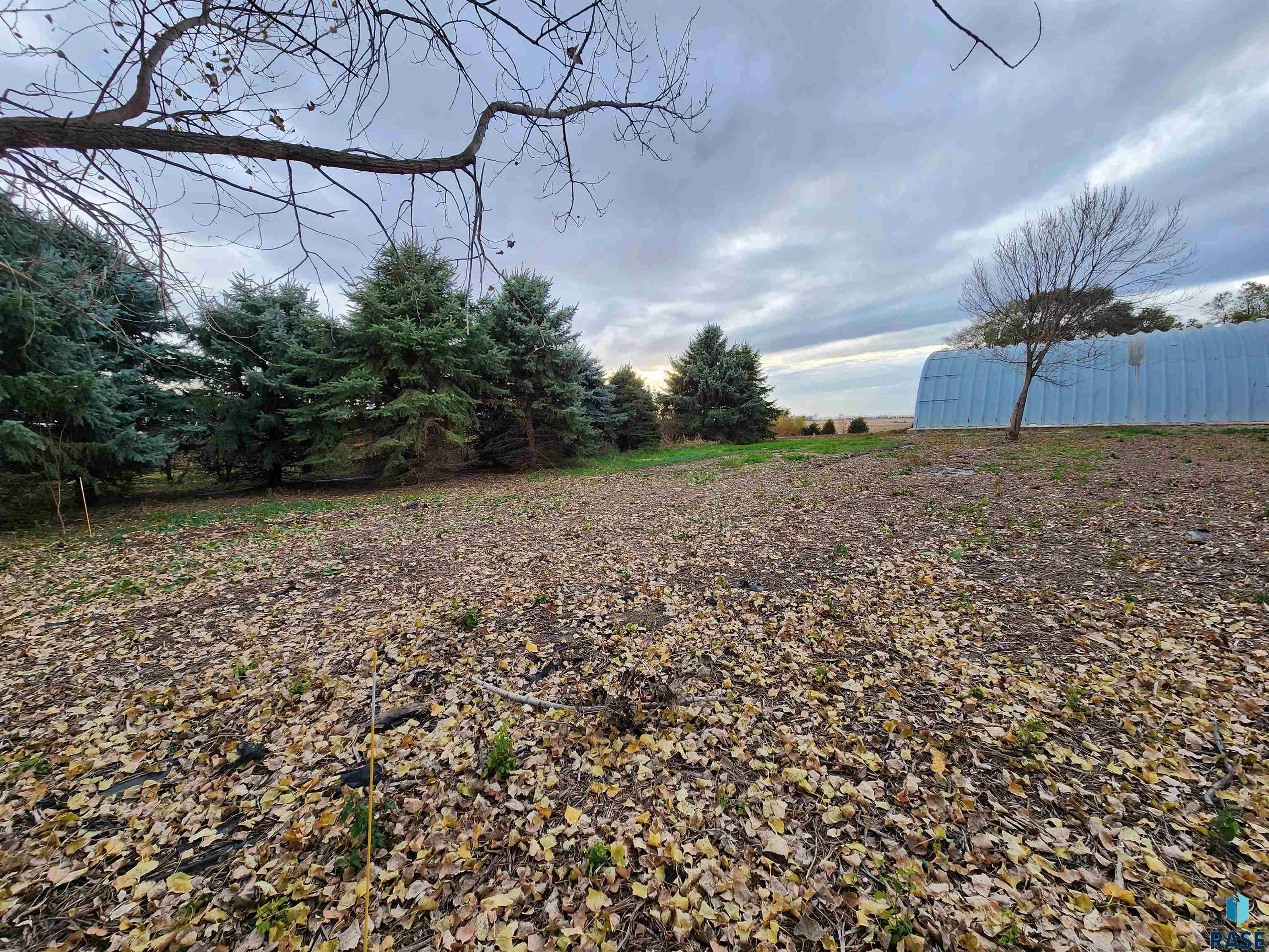 main property photo 12