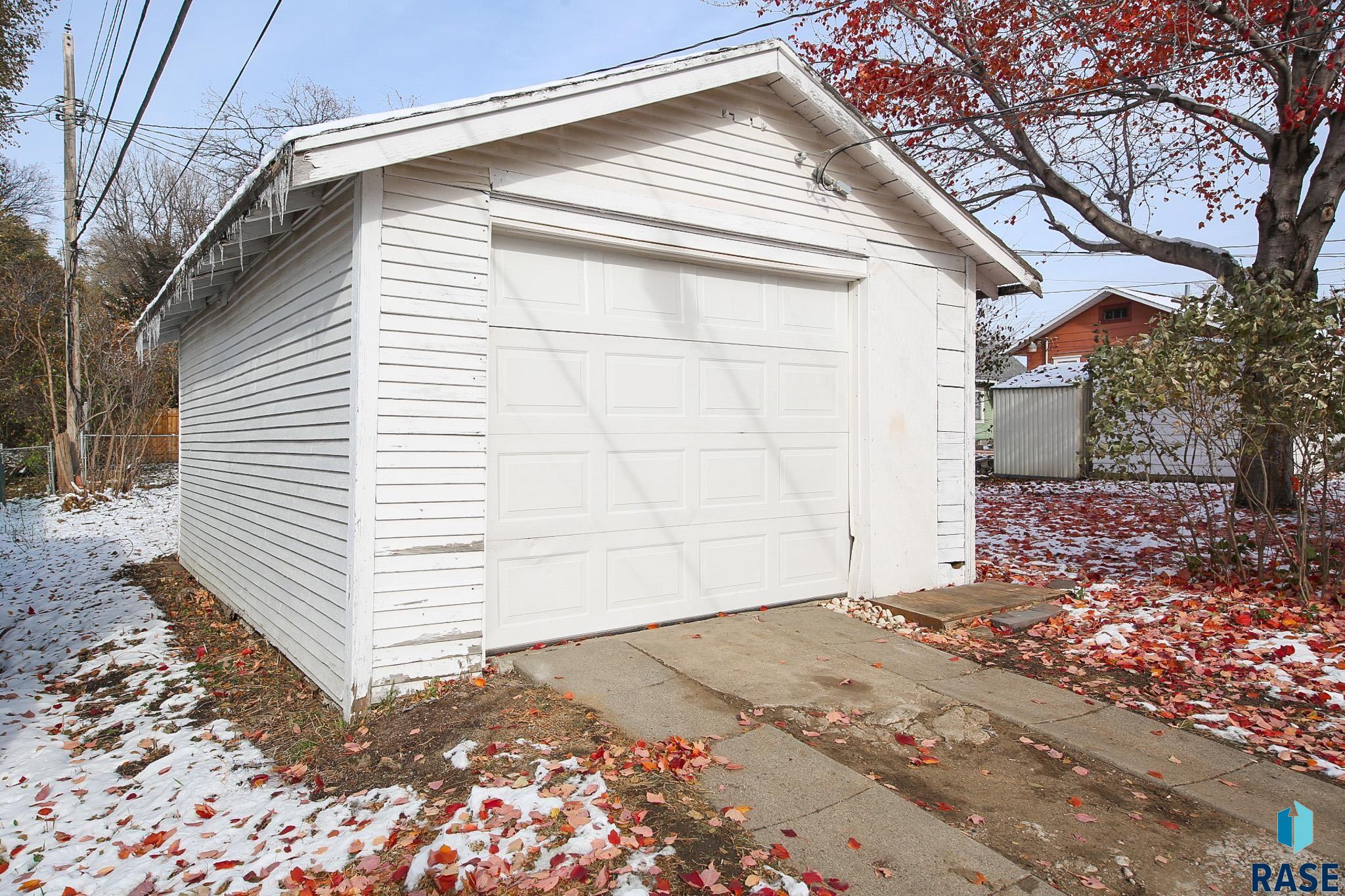 property viewer photo 18