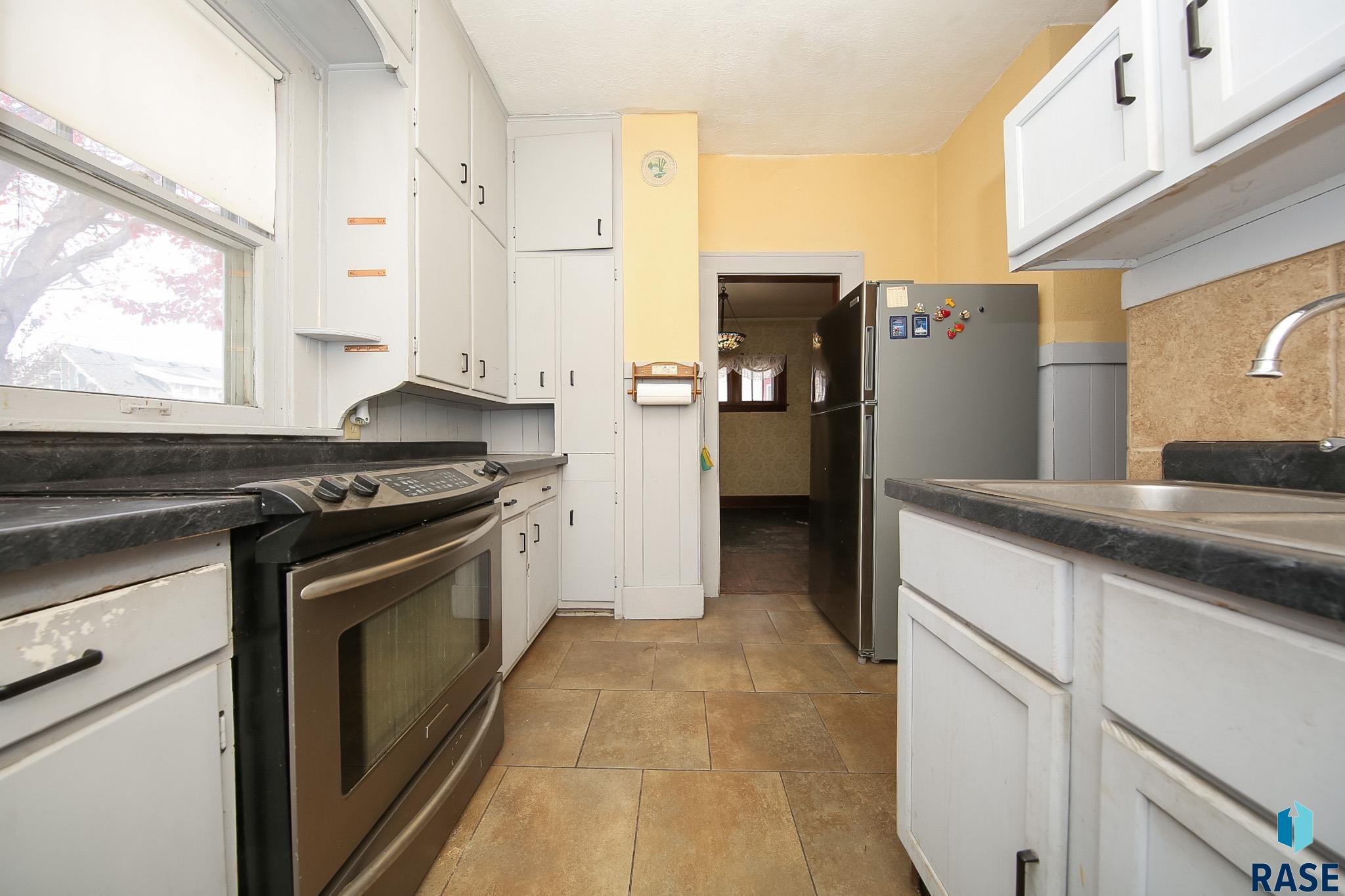 property viewer photo 8