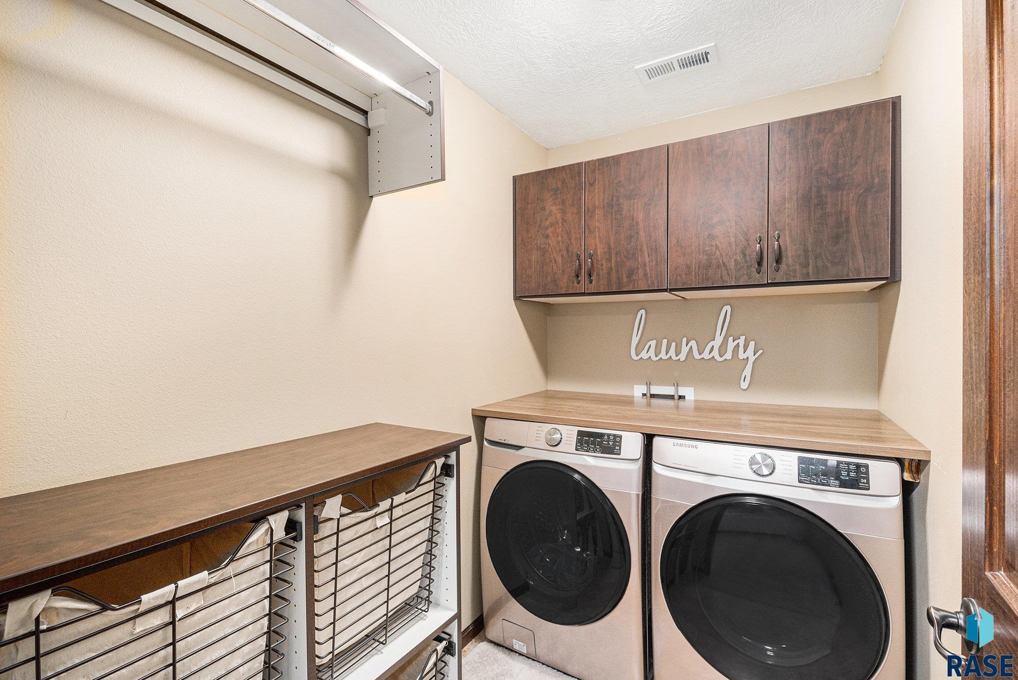 property viewer photo 16