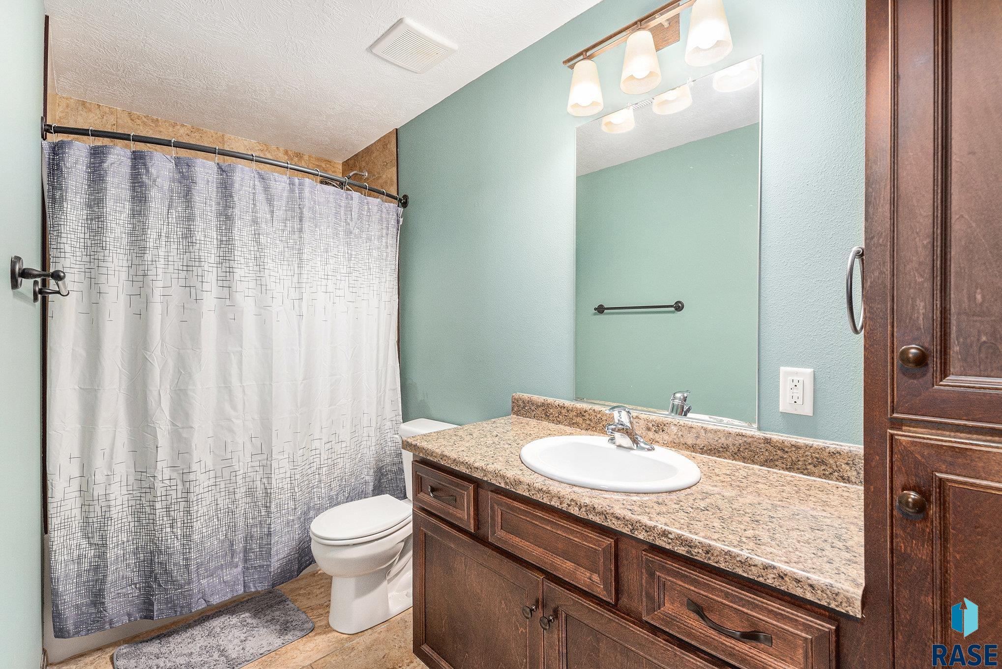 property viewer photo 17
