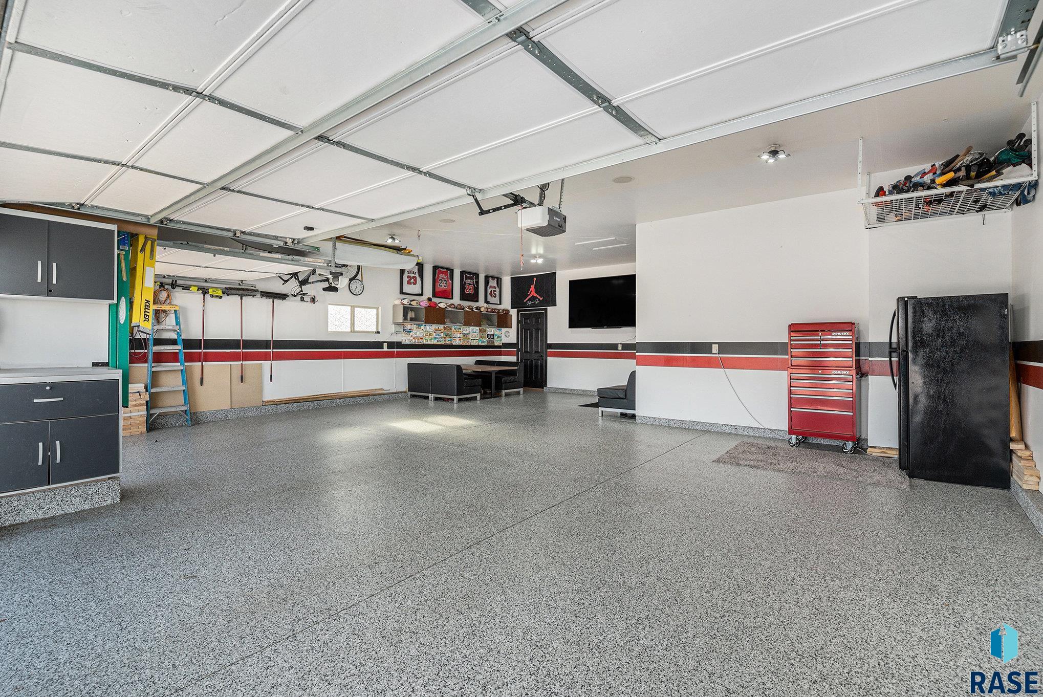 property viewer photo 20