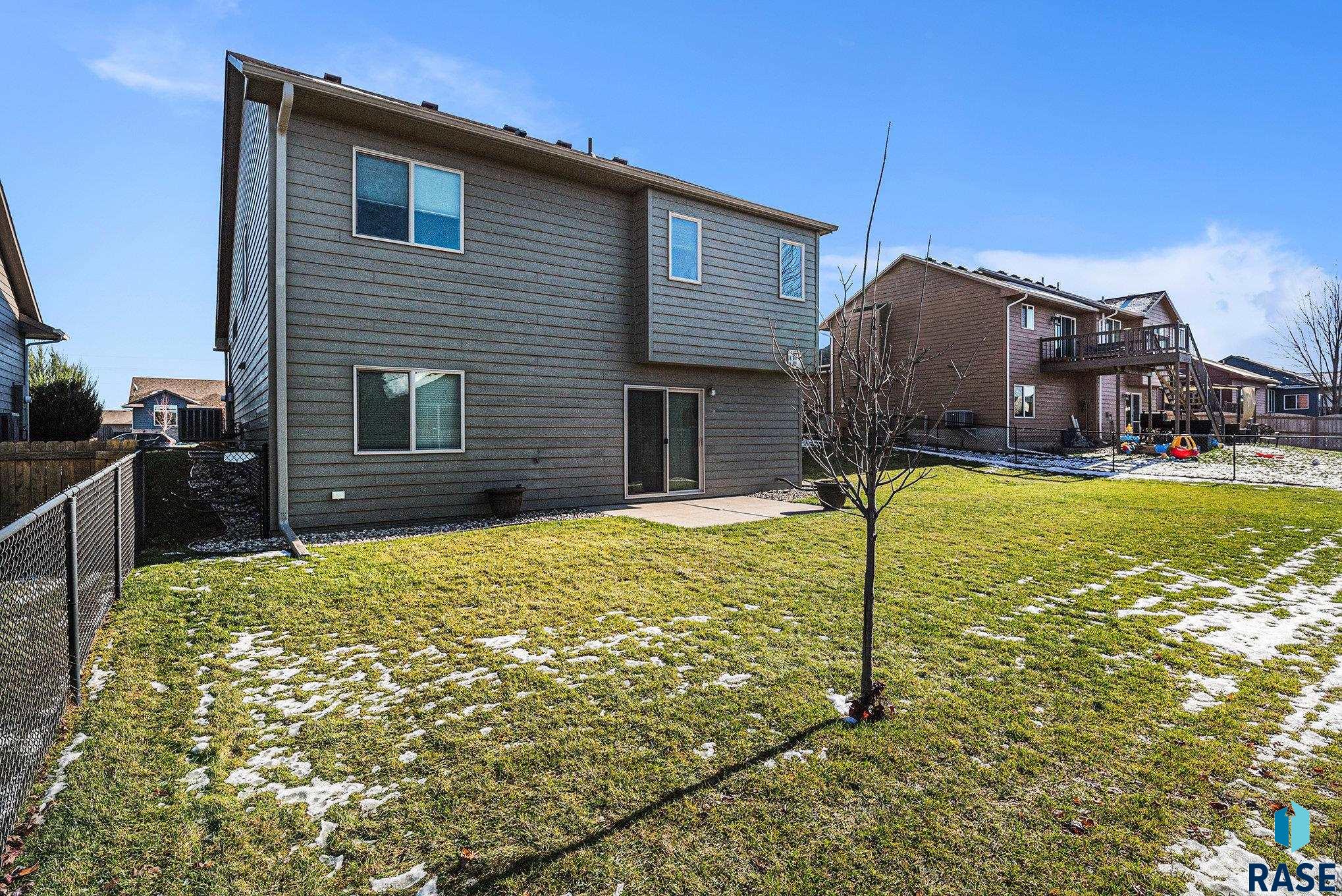 property viewer photo 24