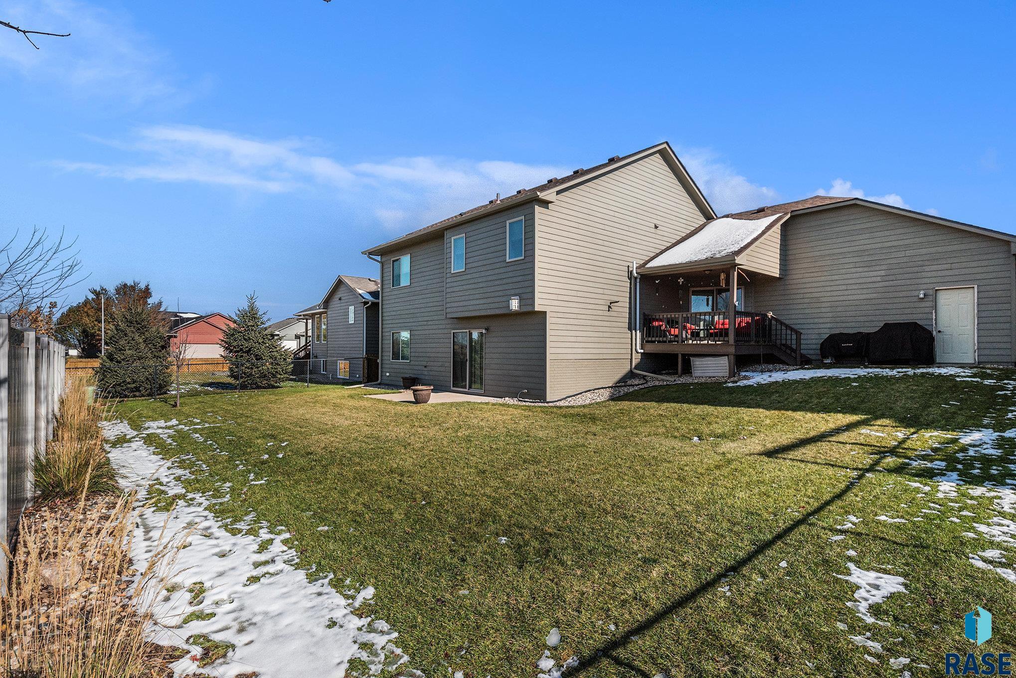 property viewer photo 5