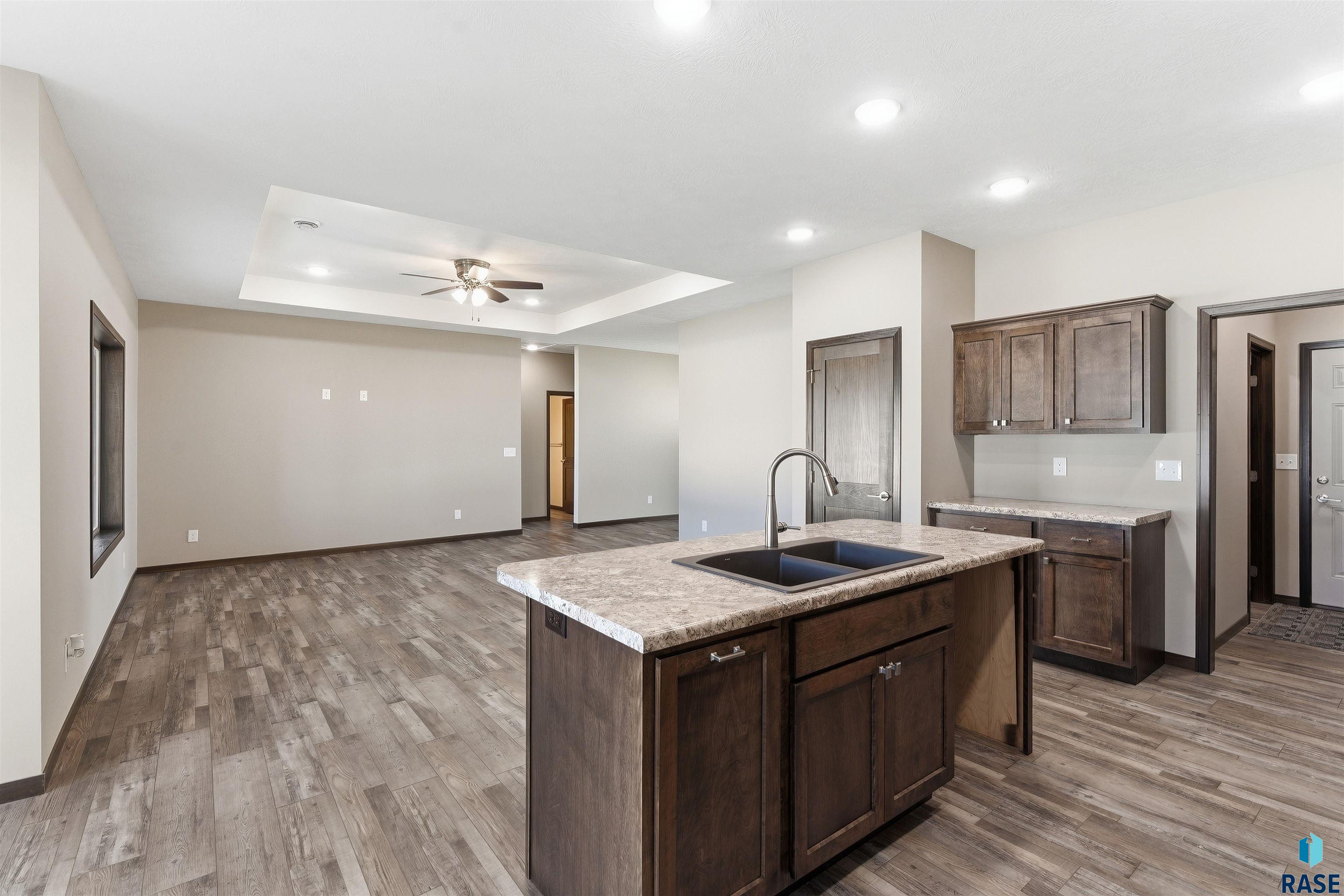 property viewer photo 11