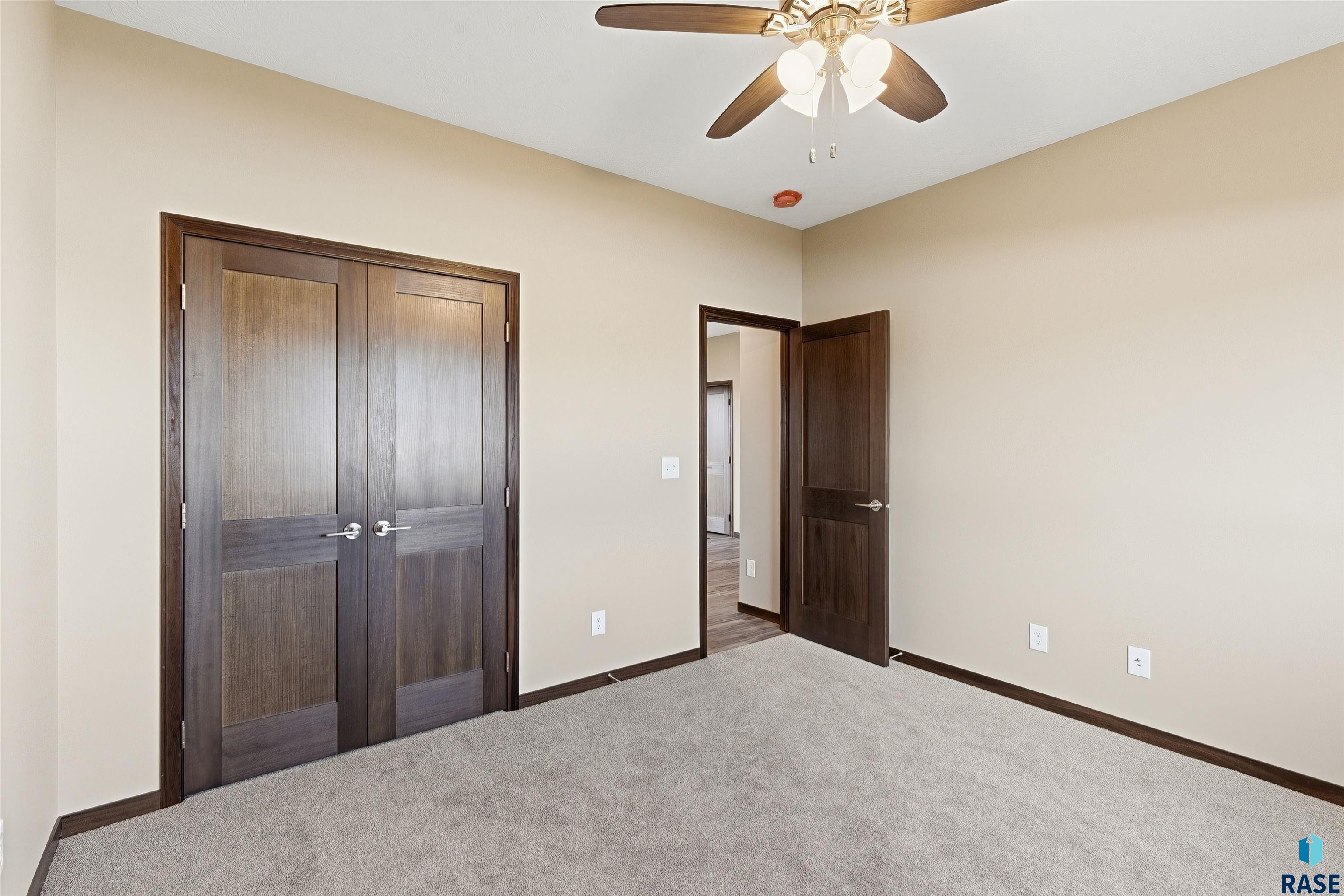 property viewer photo 22