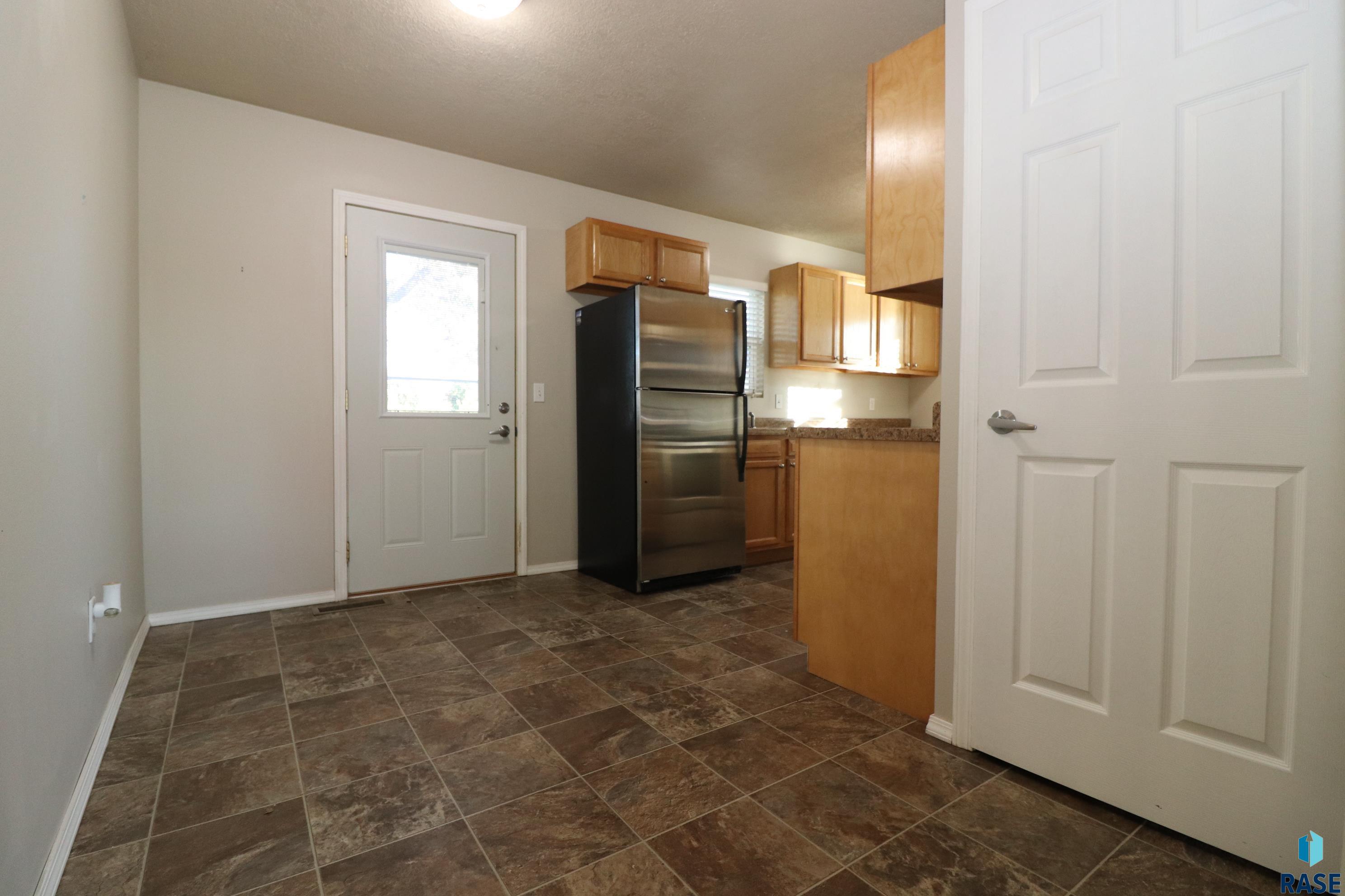 property viewer photo 19