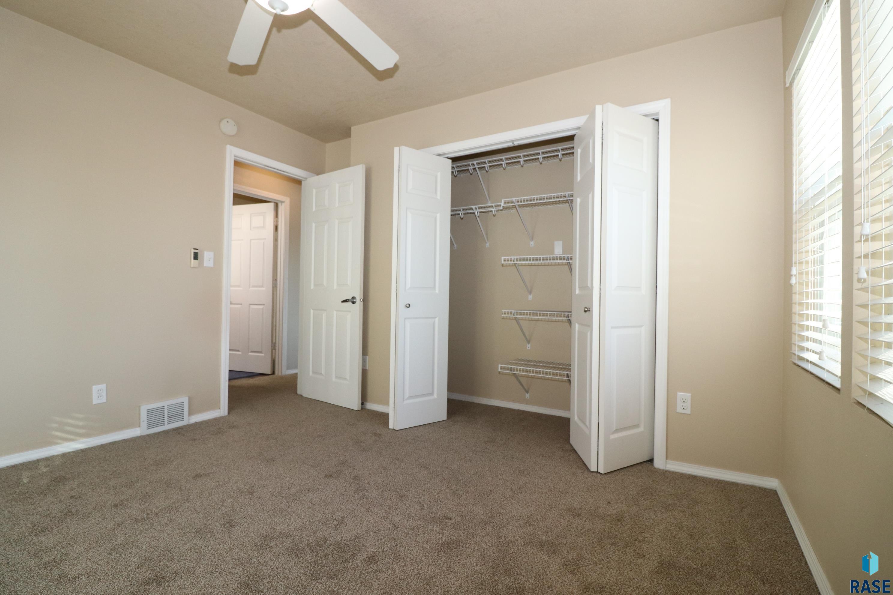 property viewer photo 22