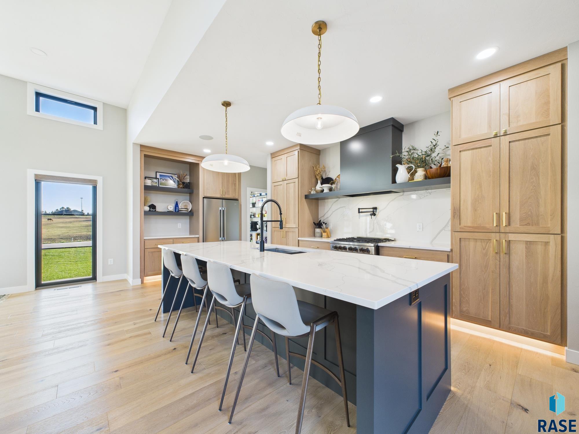 property viewer photo 16