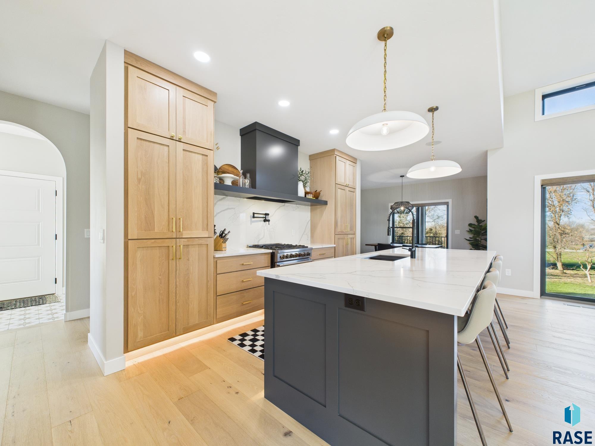 property viewer photo 18