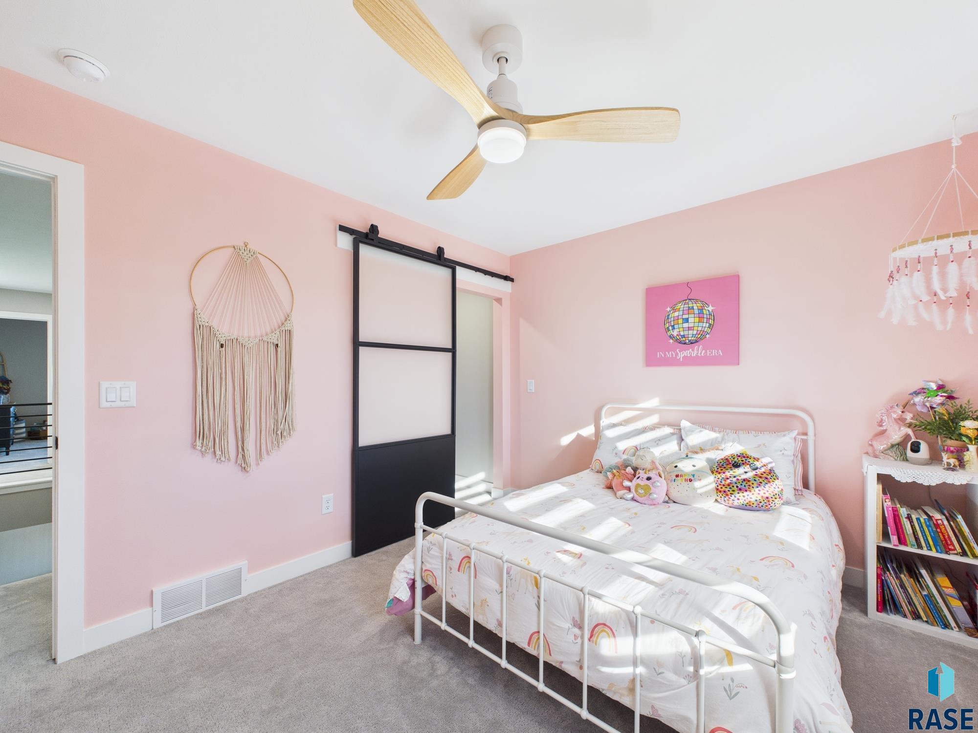 property viewer photo 21