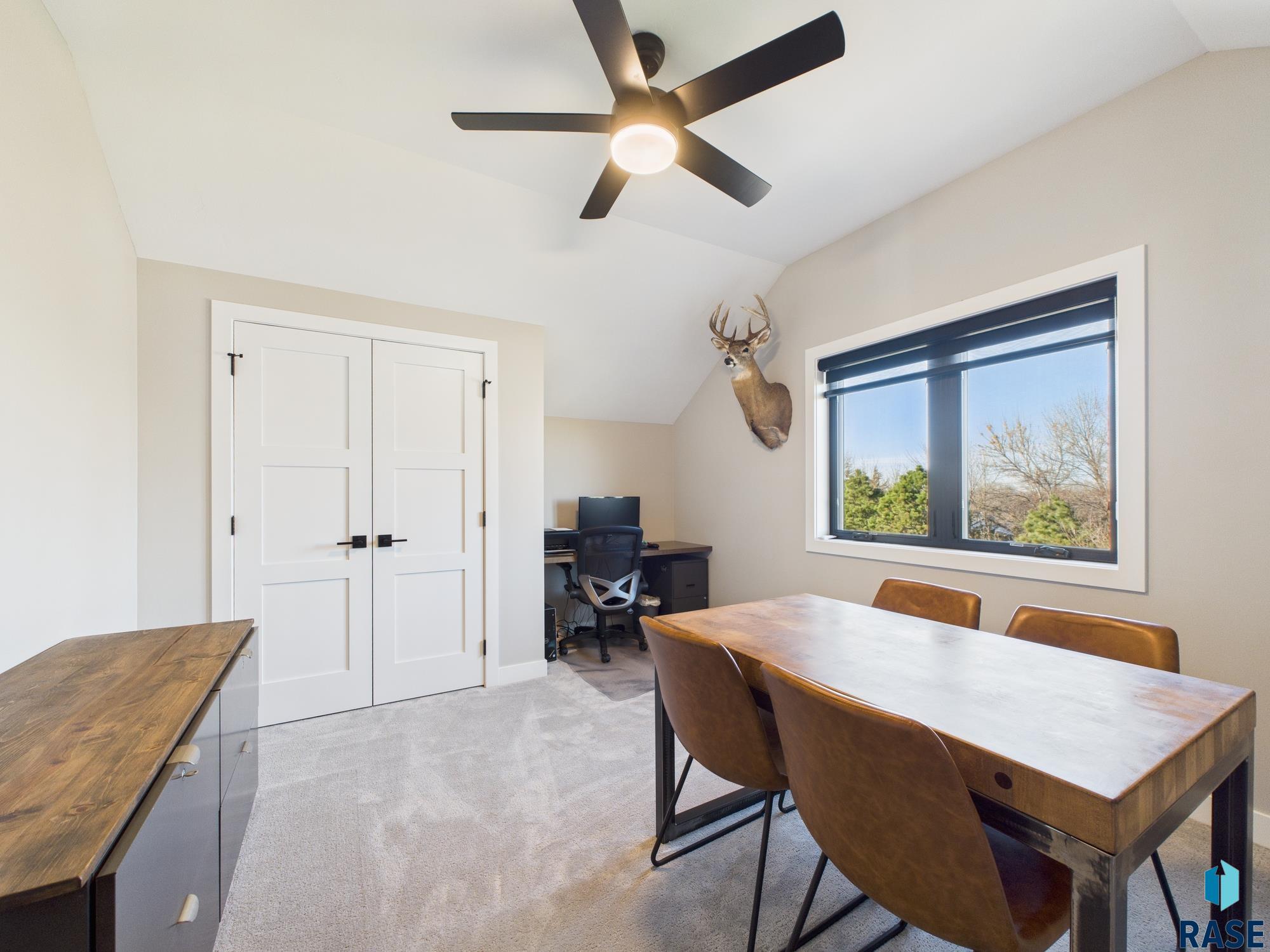 property viewer photo 31